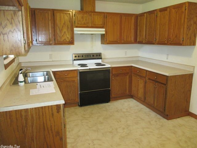 OAKCREST - Residential