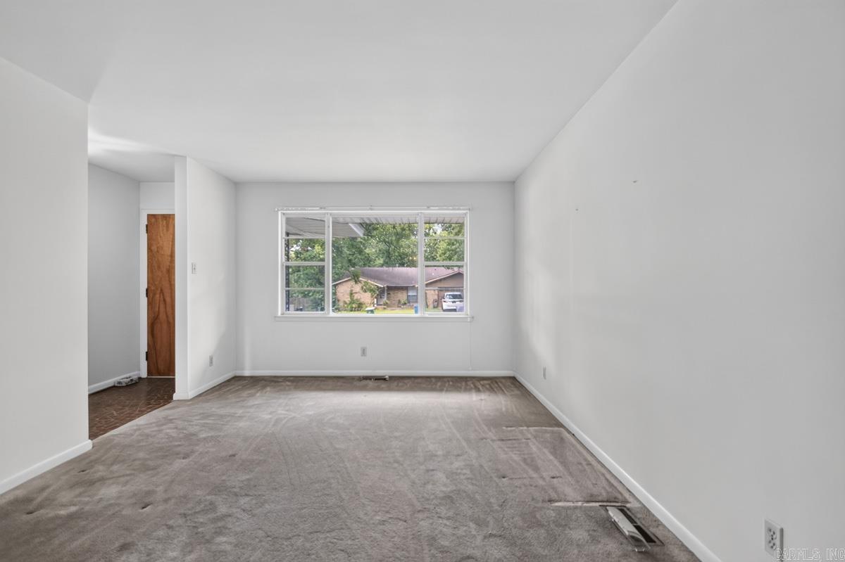 INDIAN HILLS - Residential