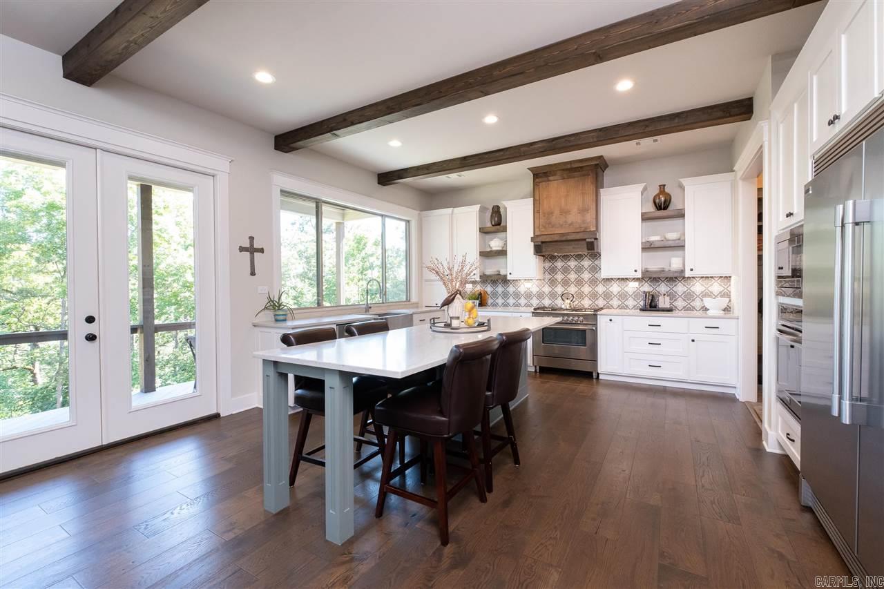 WOODLANDS EDGE - Residential