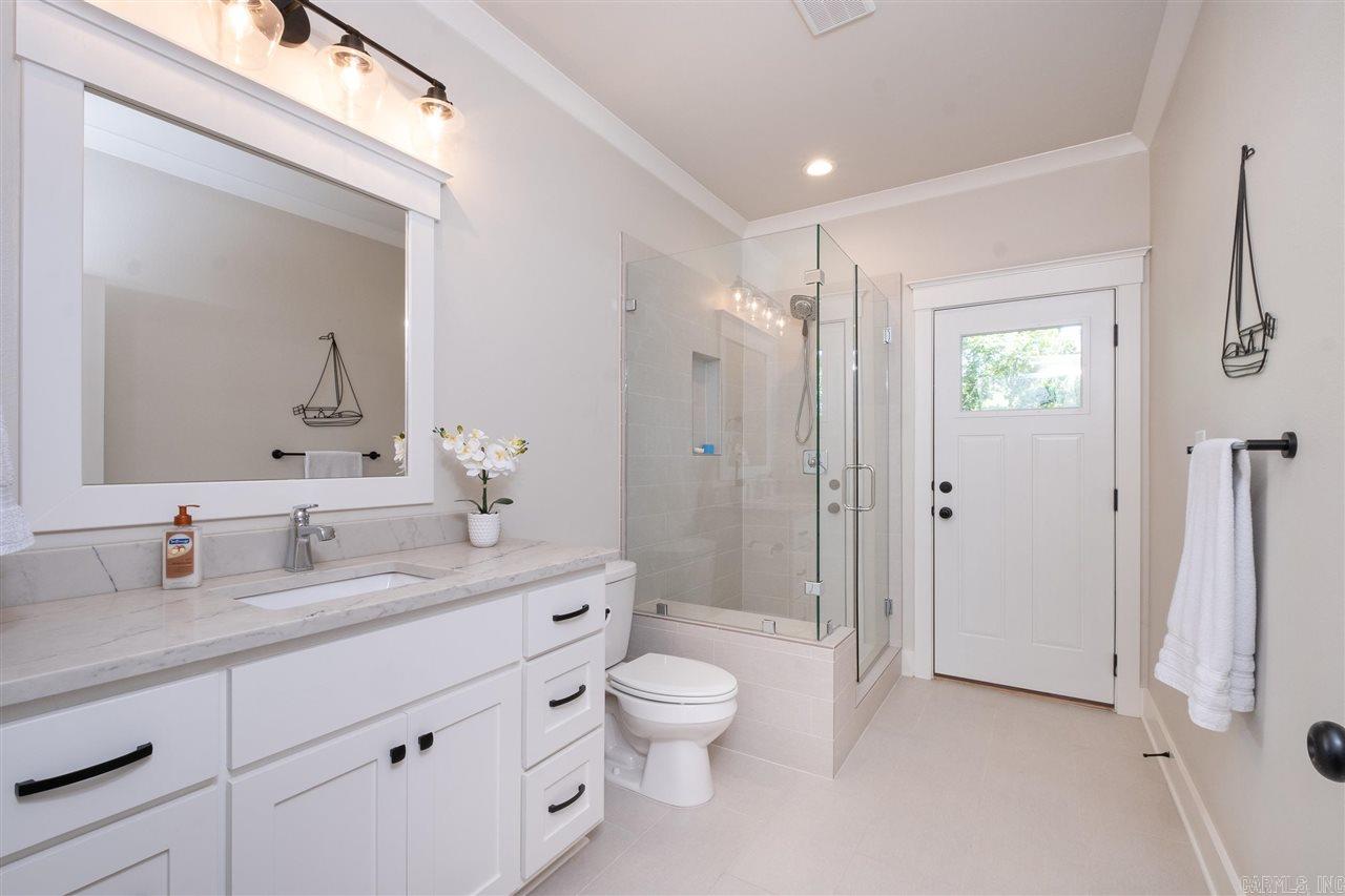 WOODLANDS EDGE - Residential