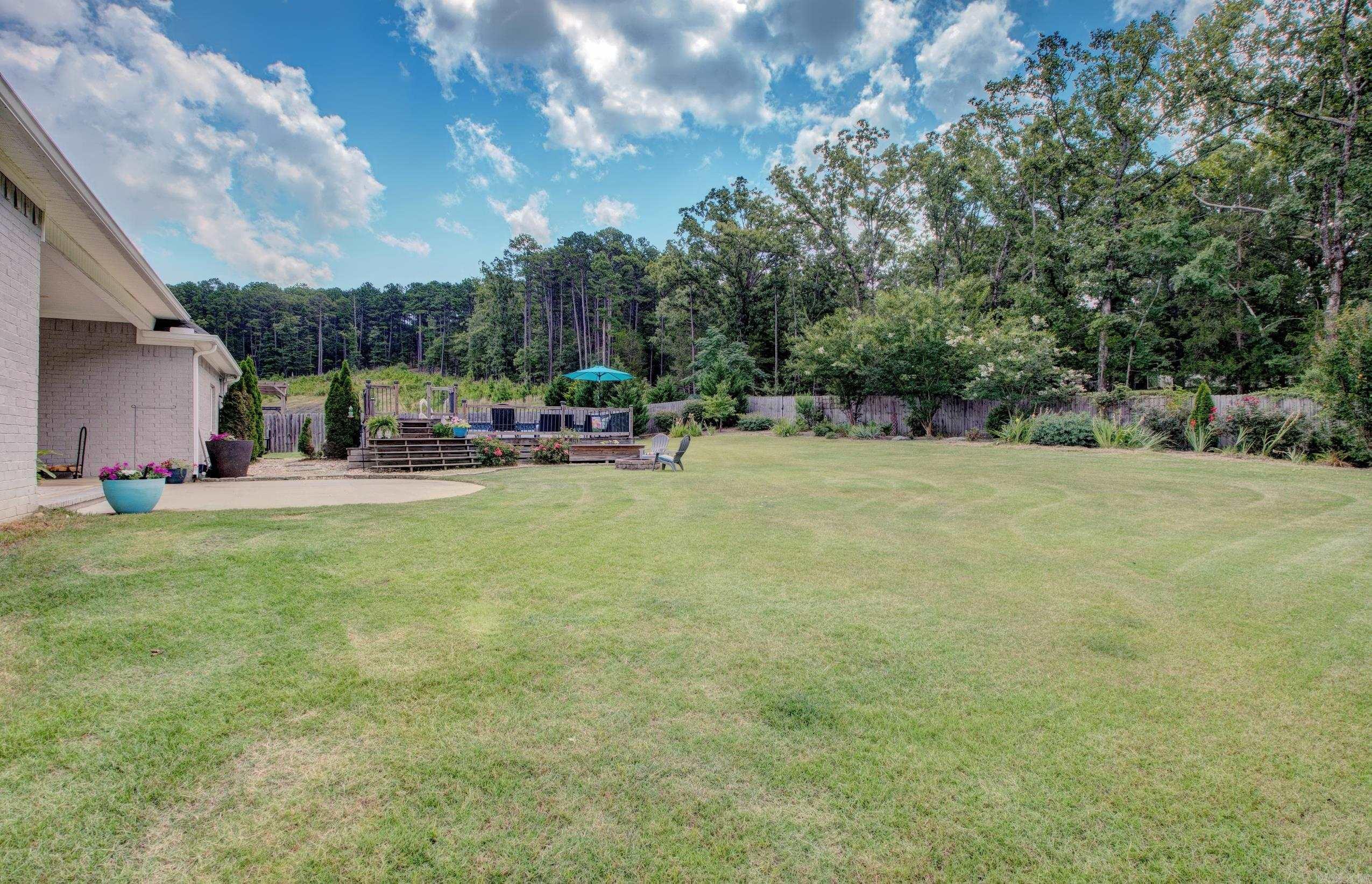 SALEM WOODS - Residential