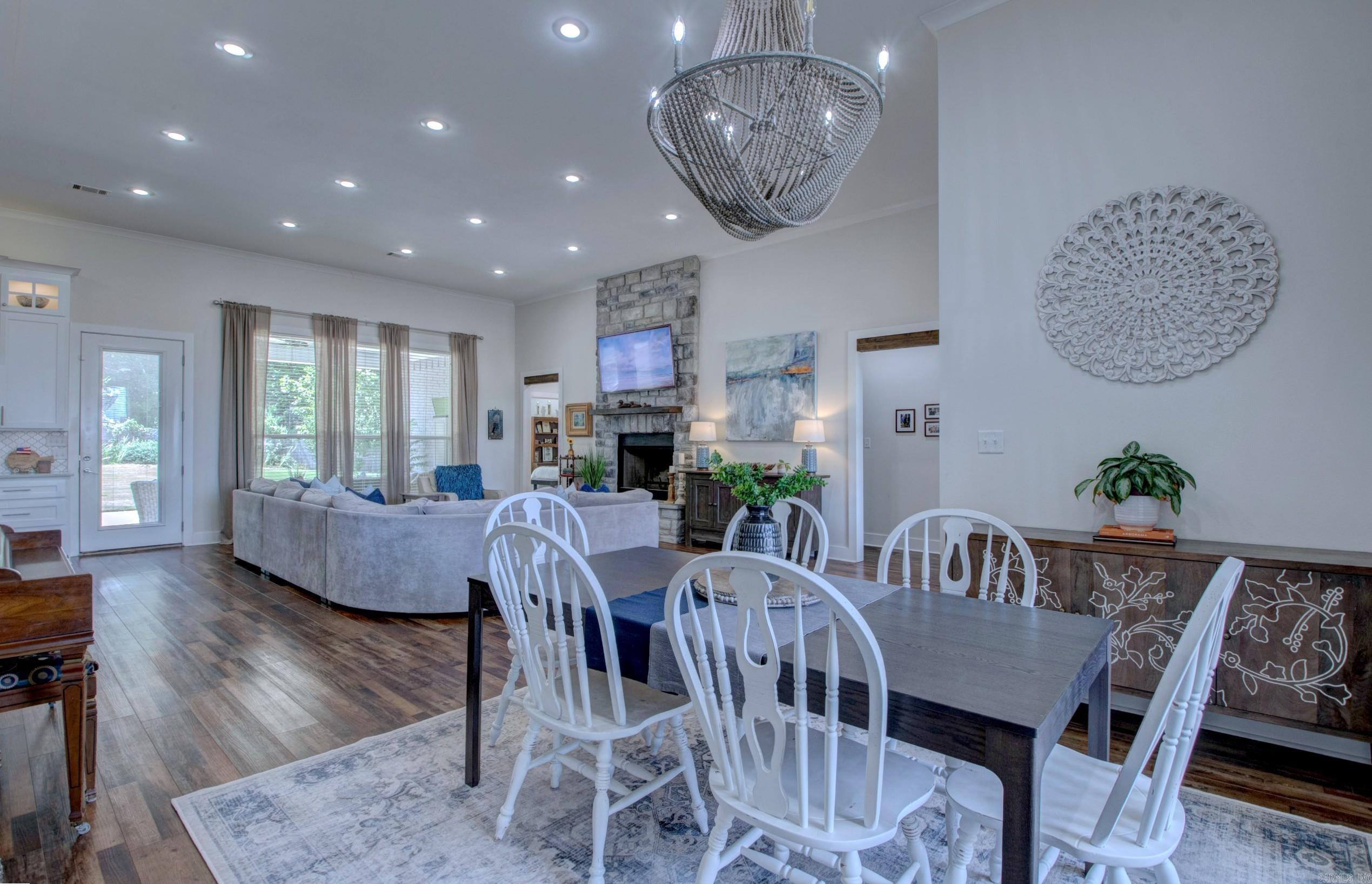 SALEM WOODS - Residential