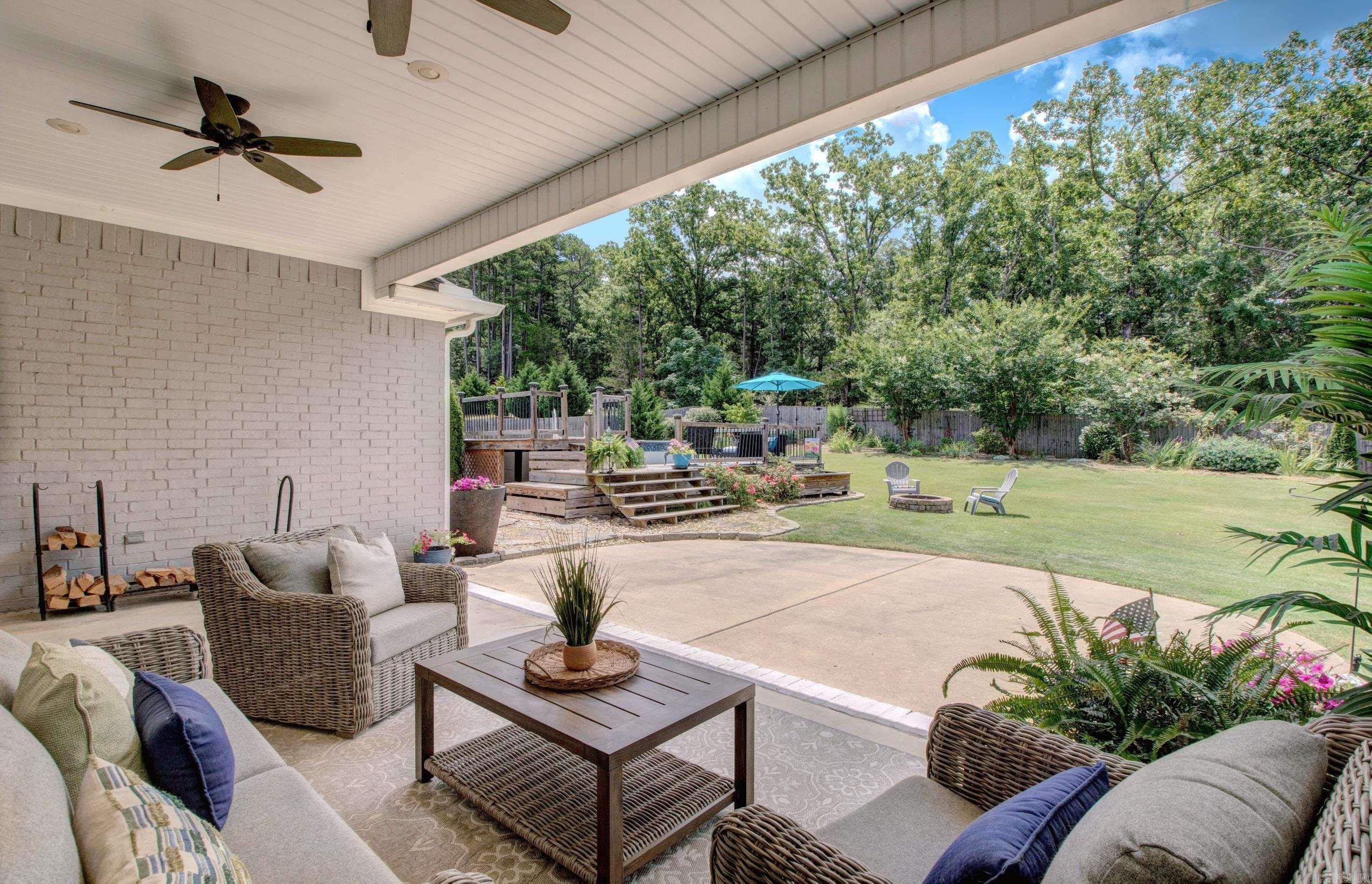 SALEM WOODS - Residential