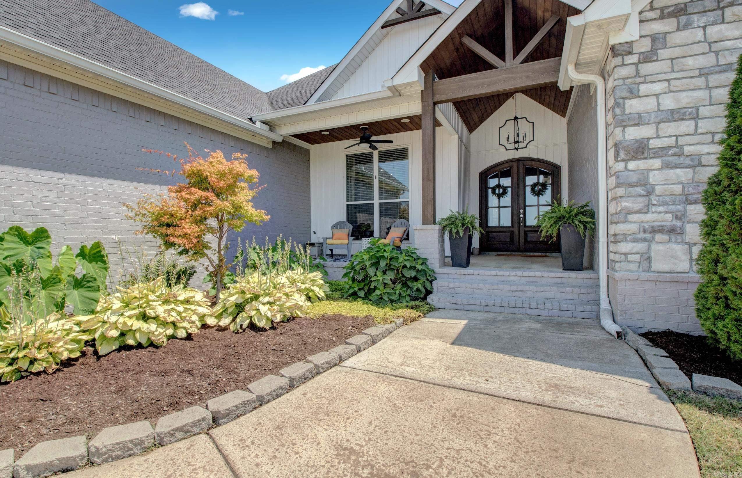 SALEM WOODS - Residential