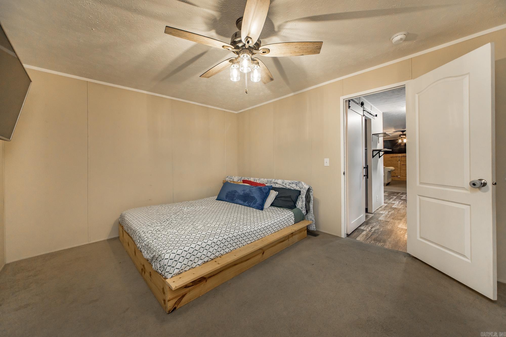 CLEAR LAKE - Residential