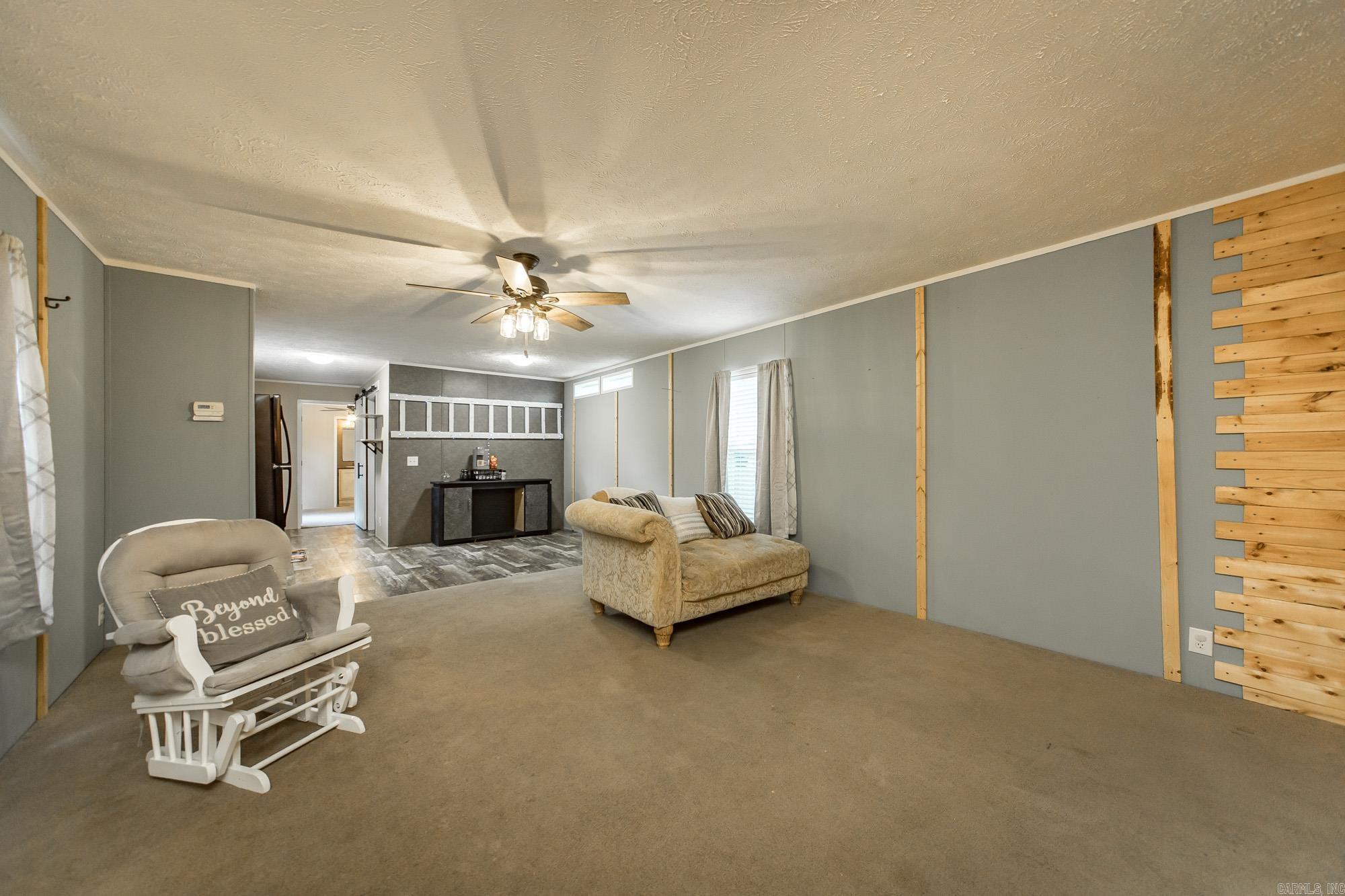 CLEAR LAKE - Residential