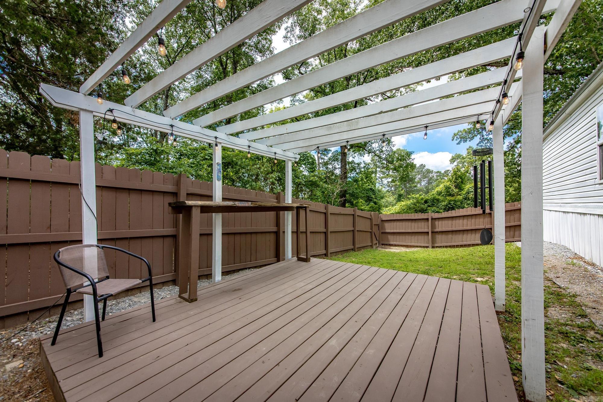 CLEAR LAKE - Residential