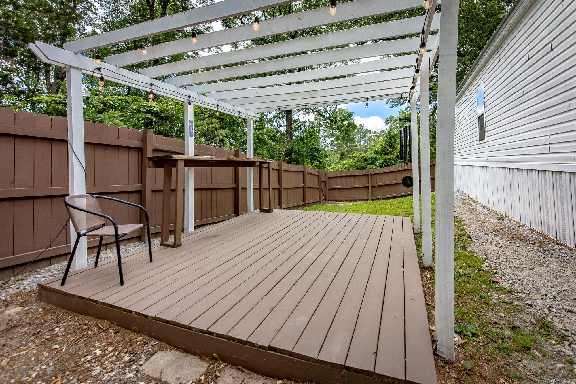 CLEAR LAKE - Residential