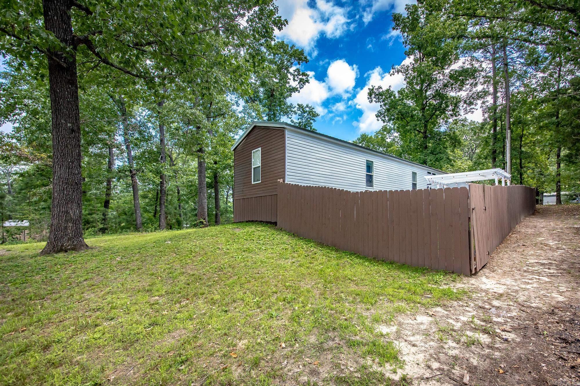 CLEAR LAKE - Residential