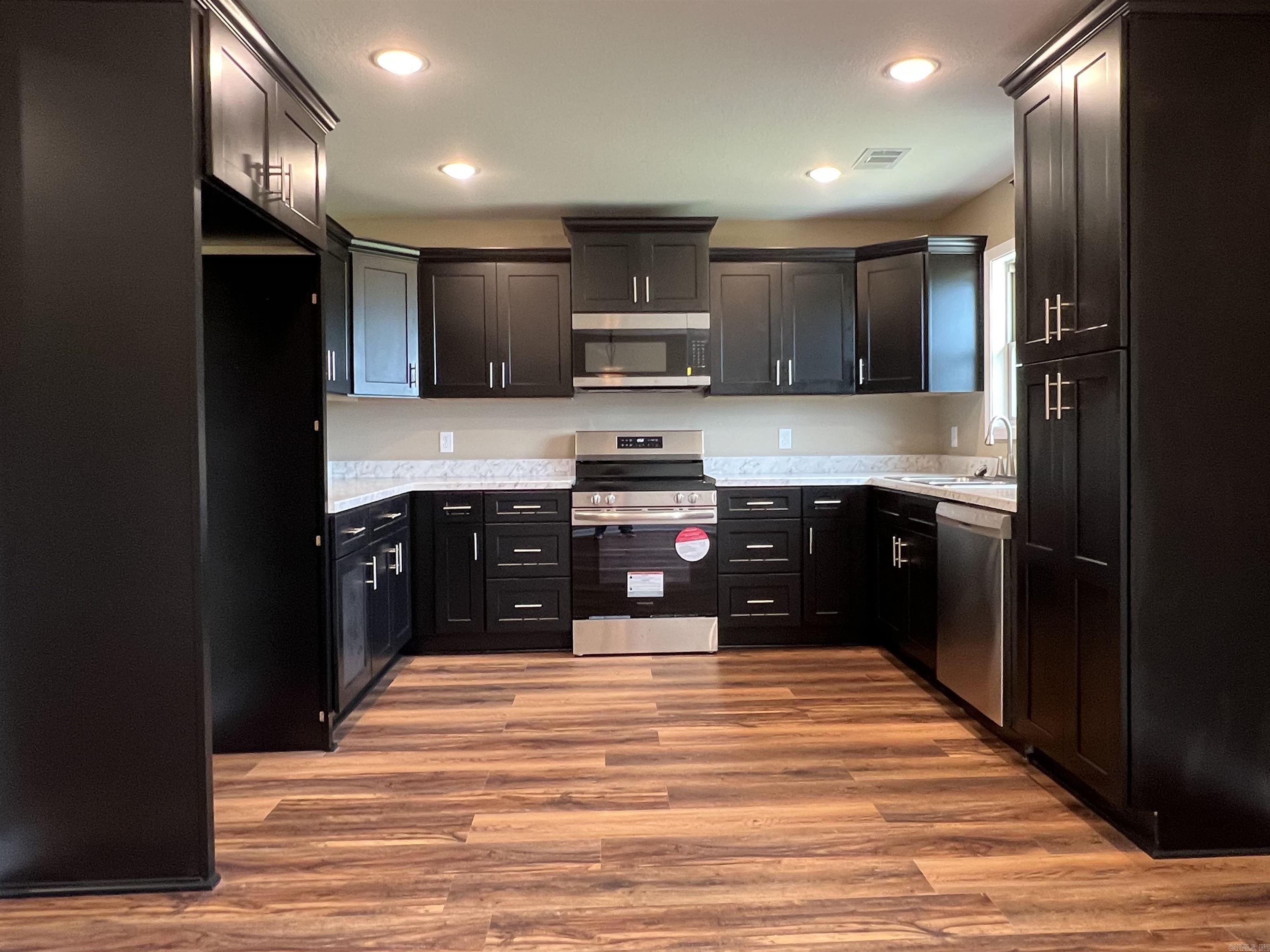 CRISS - Residential