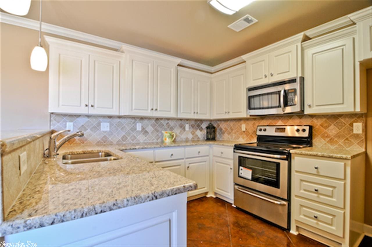 JAXON TERRACE - Residential