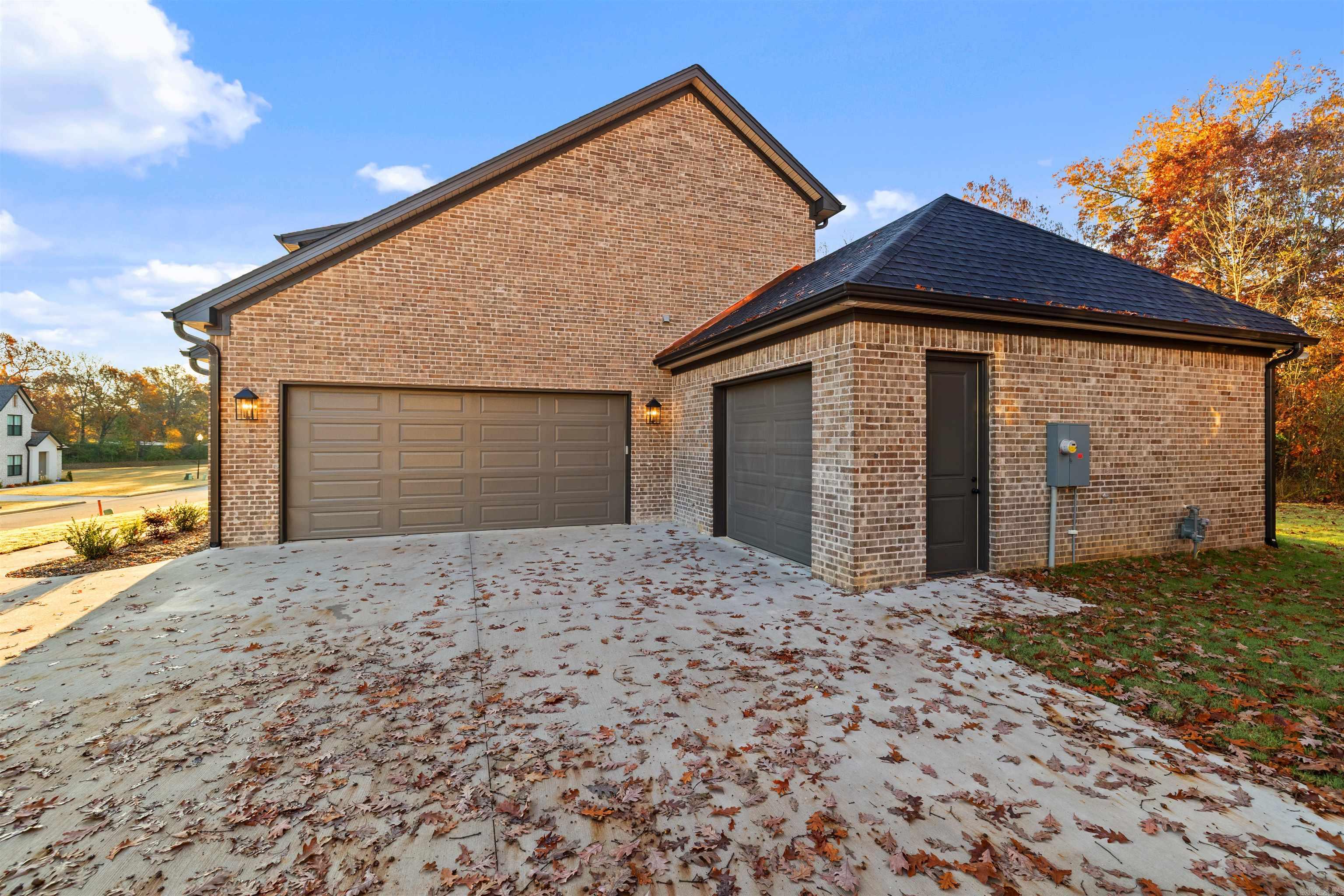 STONEBROOK - Residential