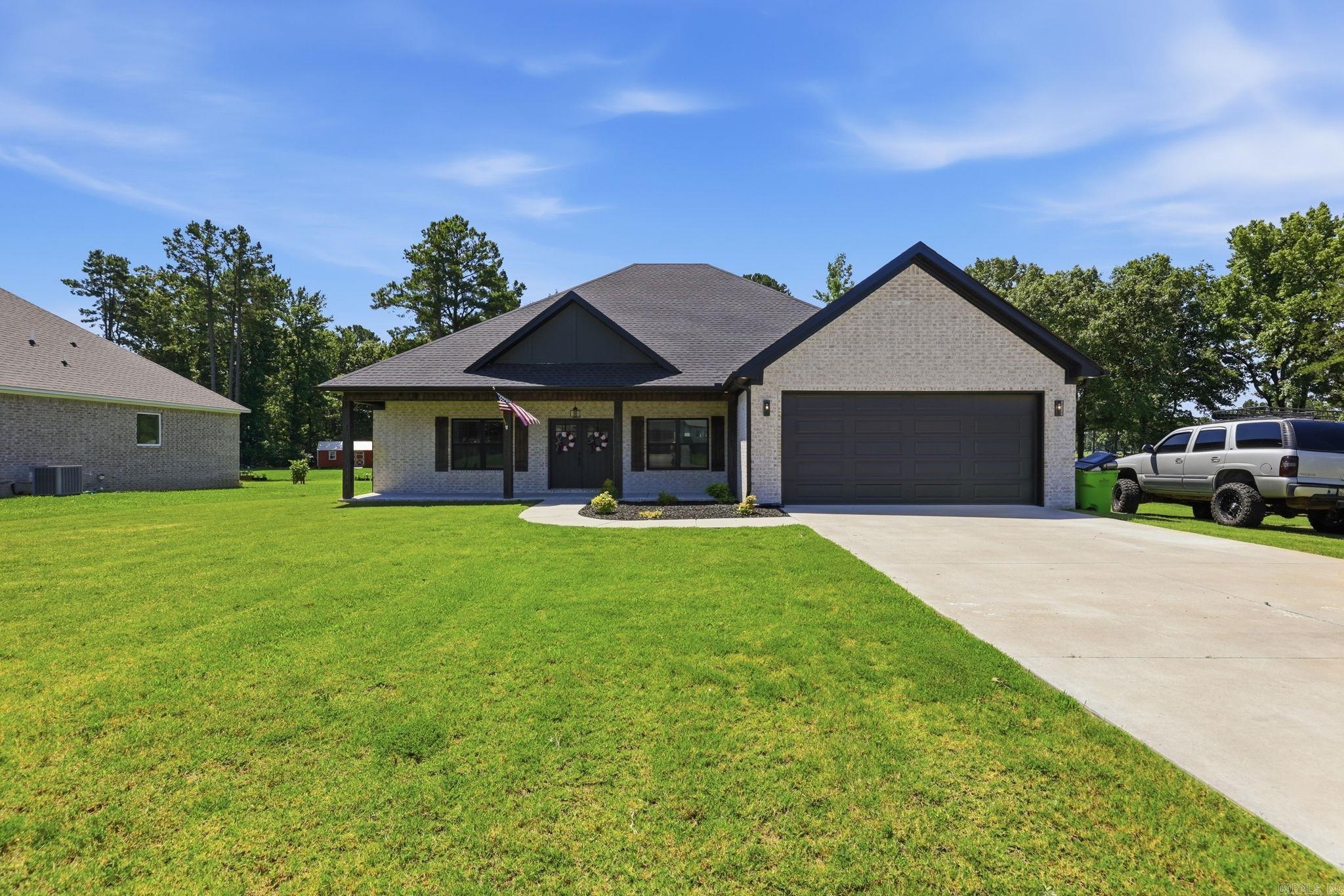 HIDDEN VALLEY ESTATES - Residential