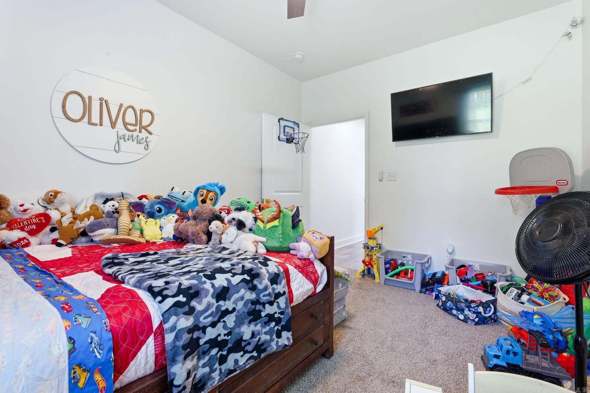 HIDDEN VALLEY ESTATES - Residential