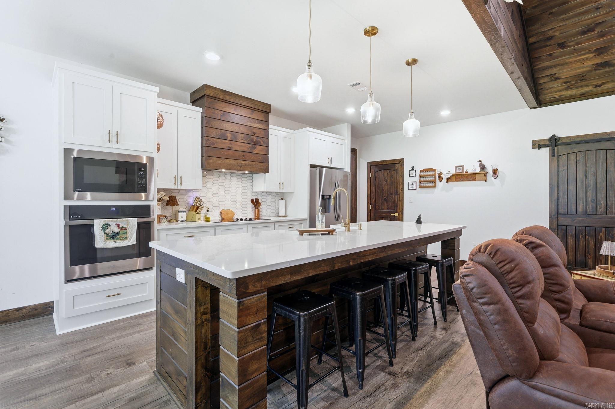 HIDDEN VALLEY ESTATES - Residential