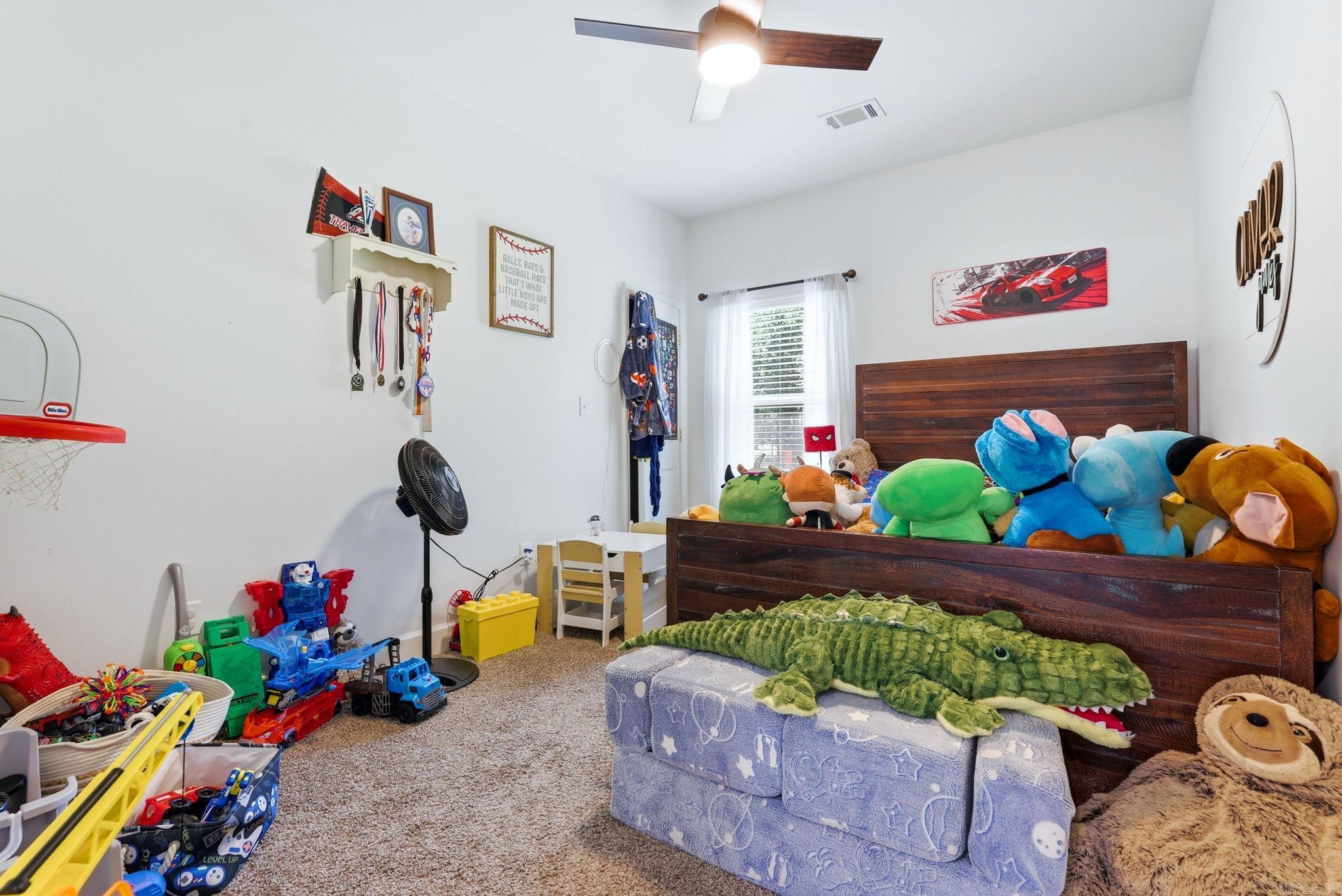 HIDDEN VALLEY ESTATES - Residential
