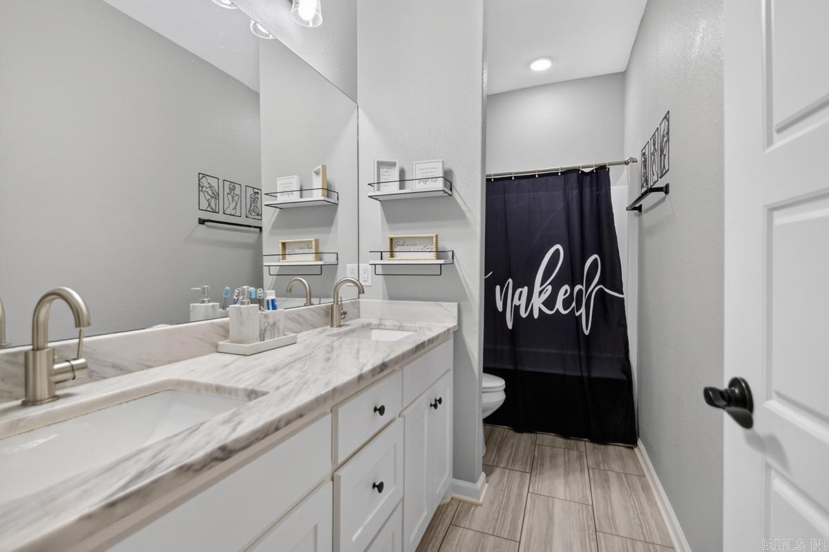 RICHLAND HILLS - Residential