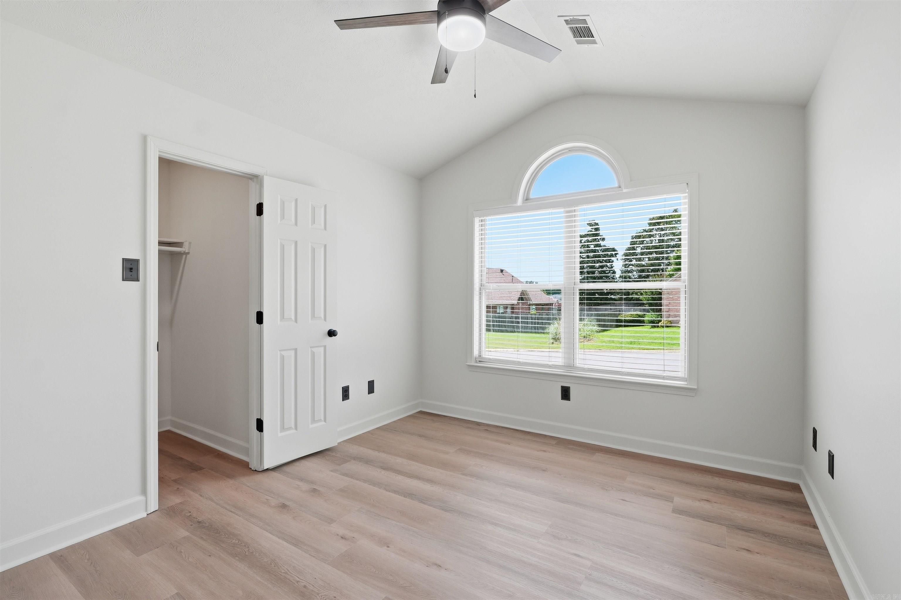 MAGNESS CREEK NORTH - Residential