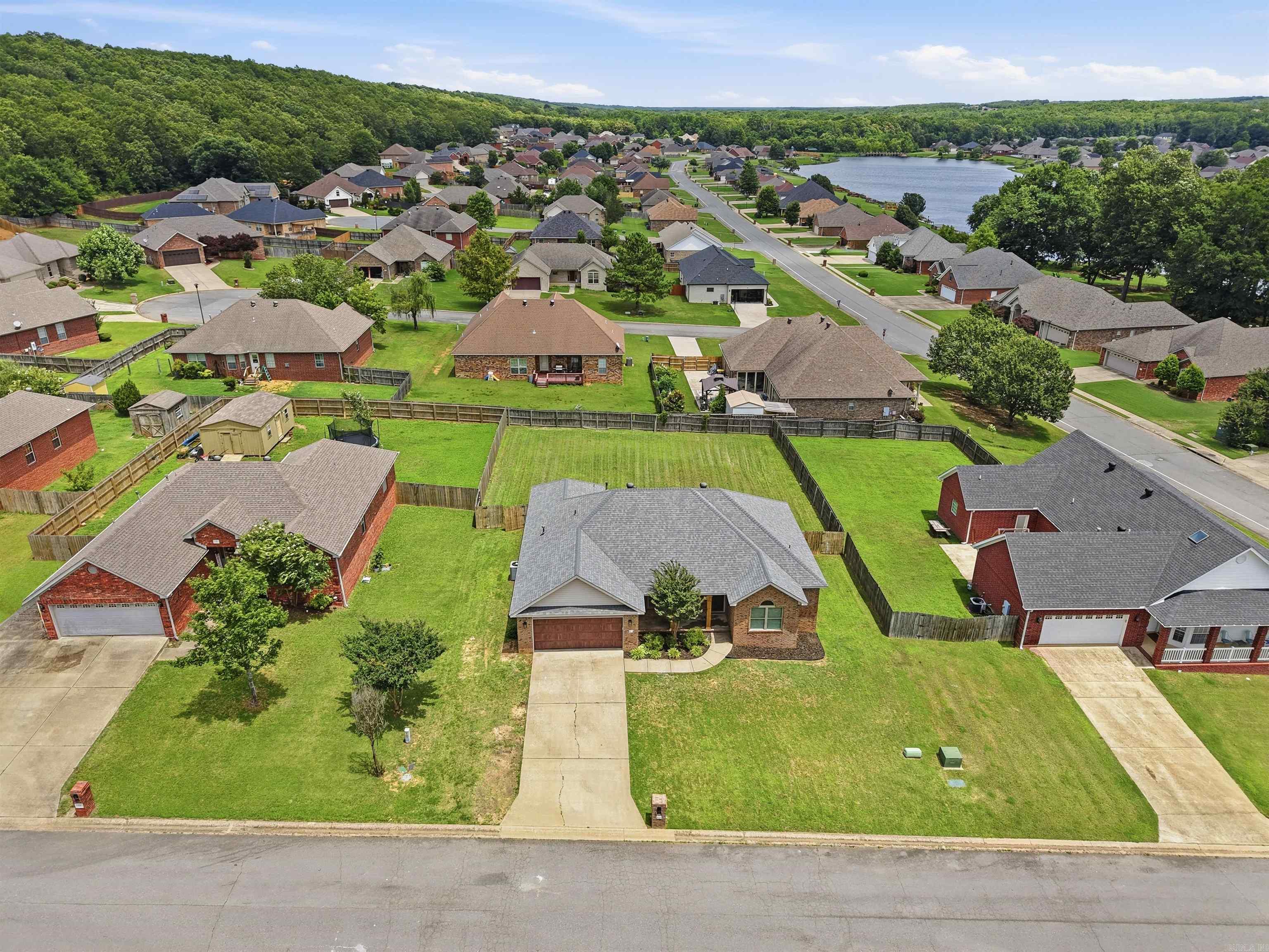 MAGNESS CREEK NORTH - Residential