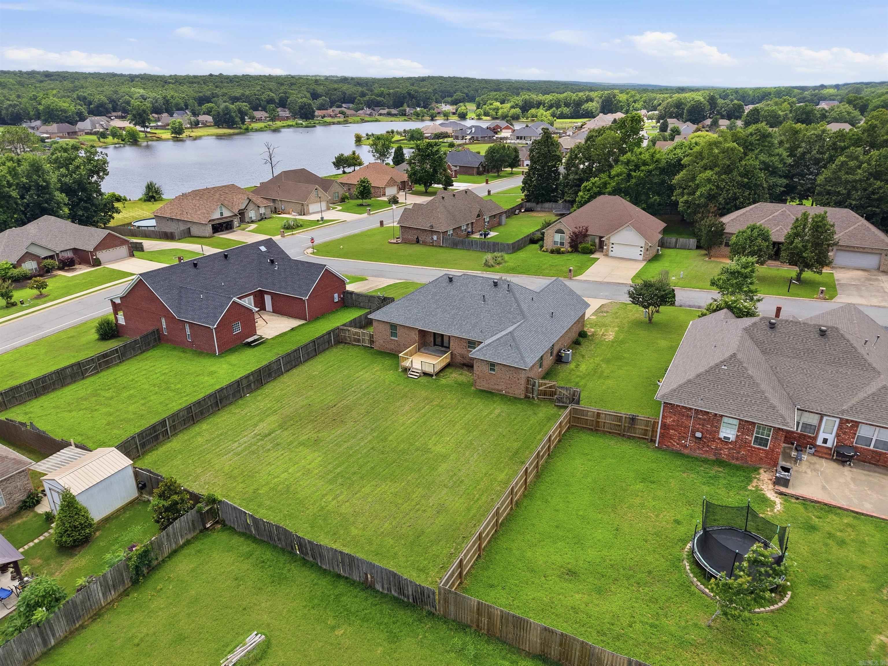 MAGNESS CREEK NORTH - Residential
