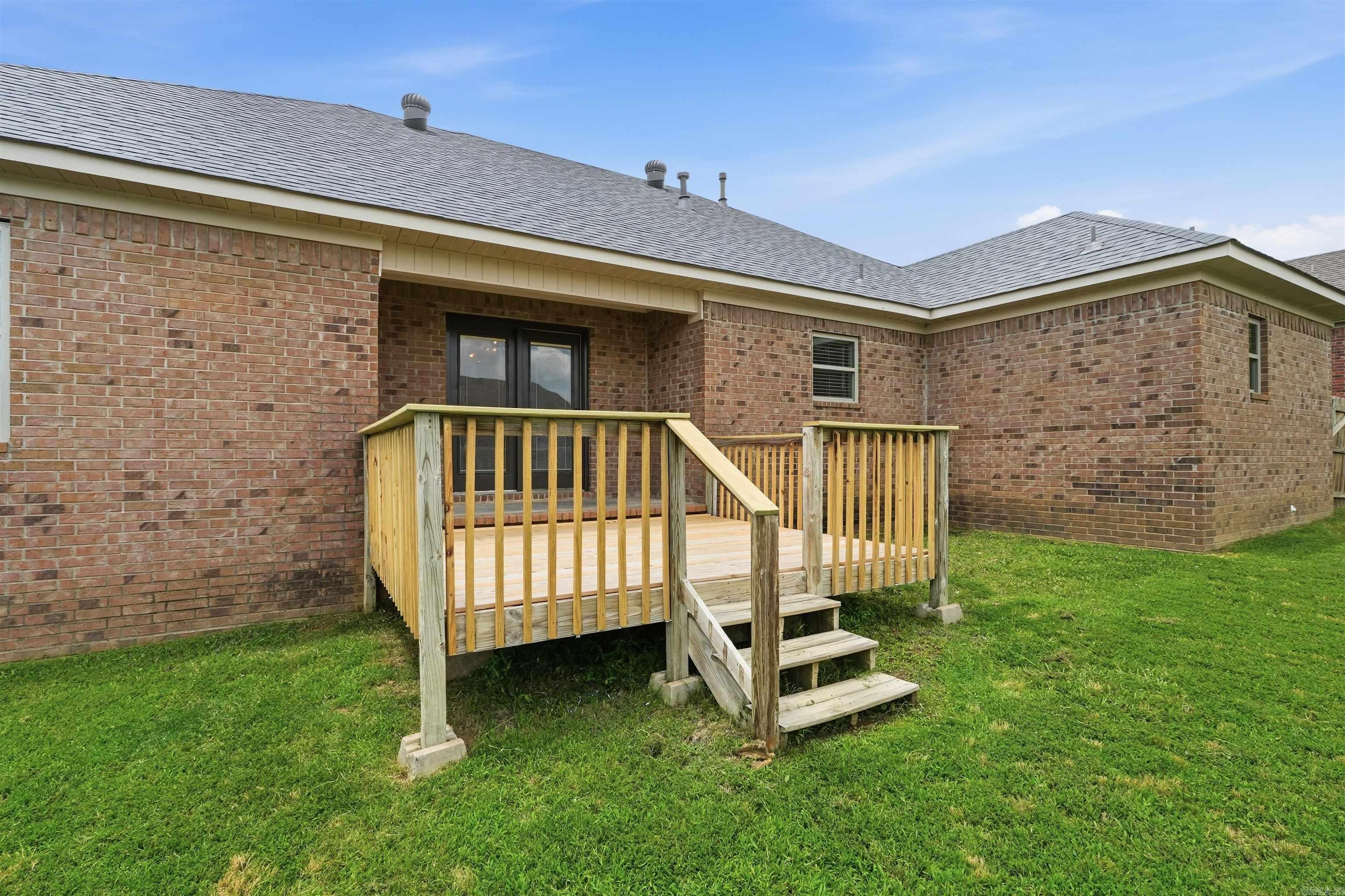 MAGNESS CREEK NORTH - Residential