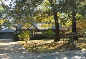 Vey nice 4 bedroom home situated in a great neighborhood.  Home is very well maintained and features several interior updates..