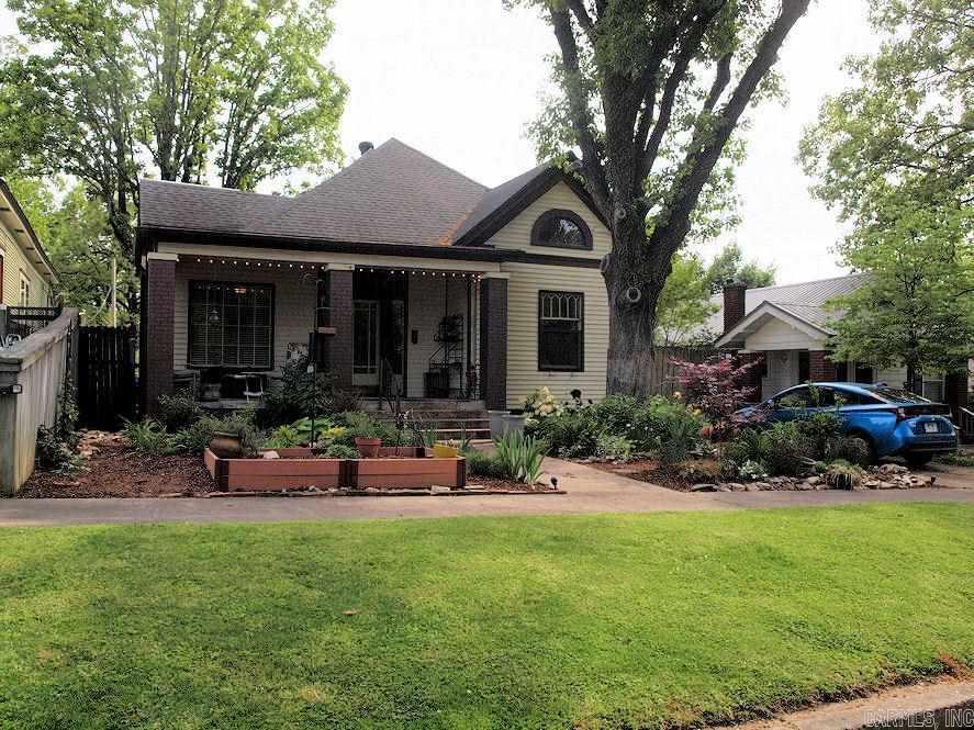 Temp off as final lease details worked out *** Walk to favorite diner or cafe in Hillcrest * walk or ride bike to UAMS * Lovely Hardwoods + tile in Baths * Big windows and tall ceilings bring in the light * Spacious Kitchen * Cabana + 350' deck in private backyard to enjoy with friends * Parking/access also in rear from alley * Length & terms of lease negotiable based on your and owners needs * Text Charles with email address for application 501-658-9675 or request to view * Pets considered case by case