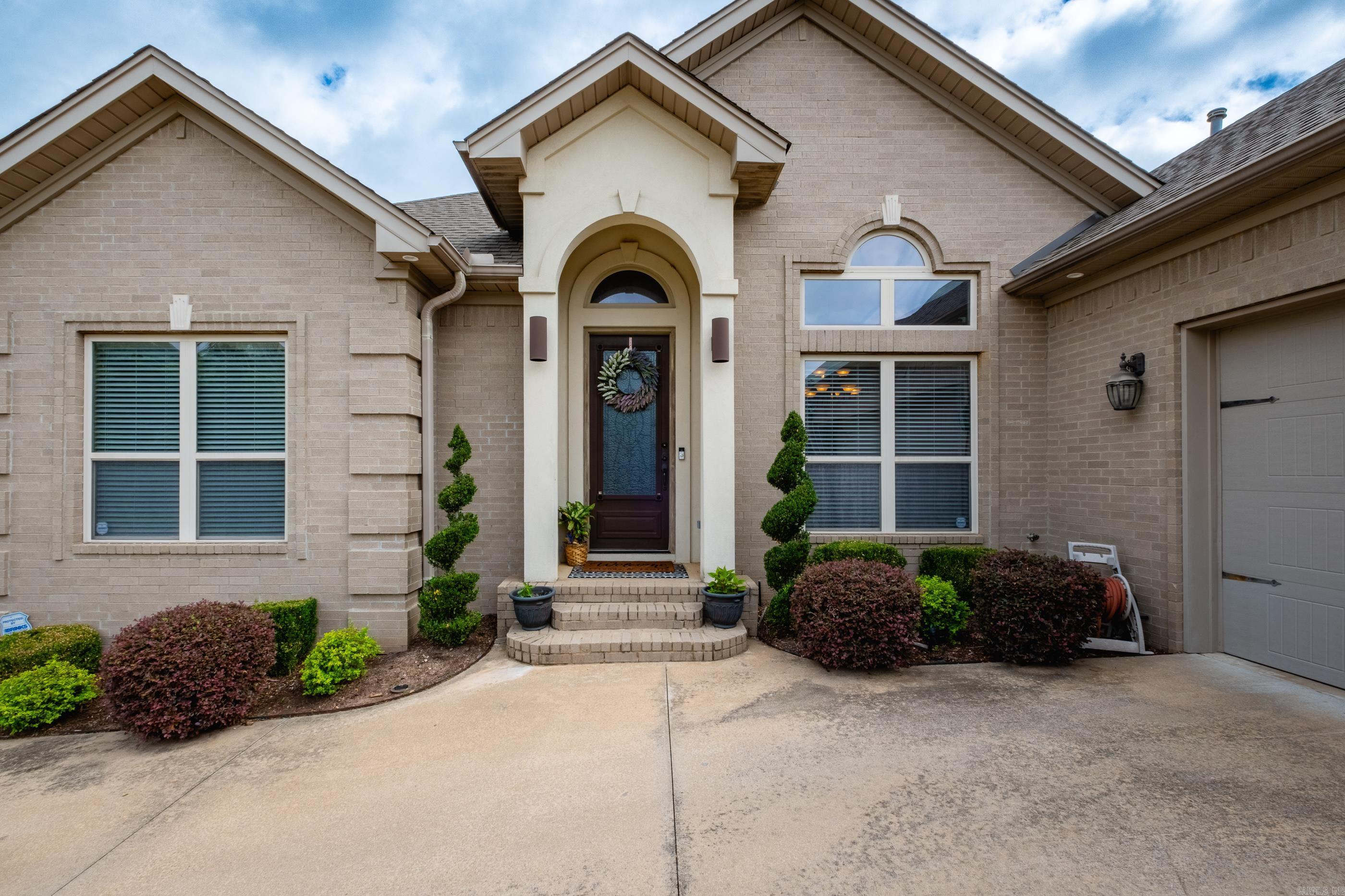 KANIS VILLAGE - Residential