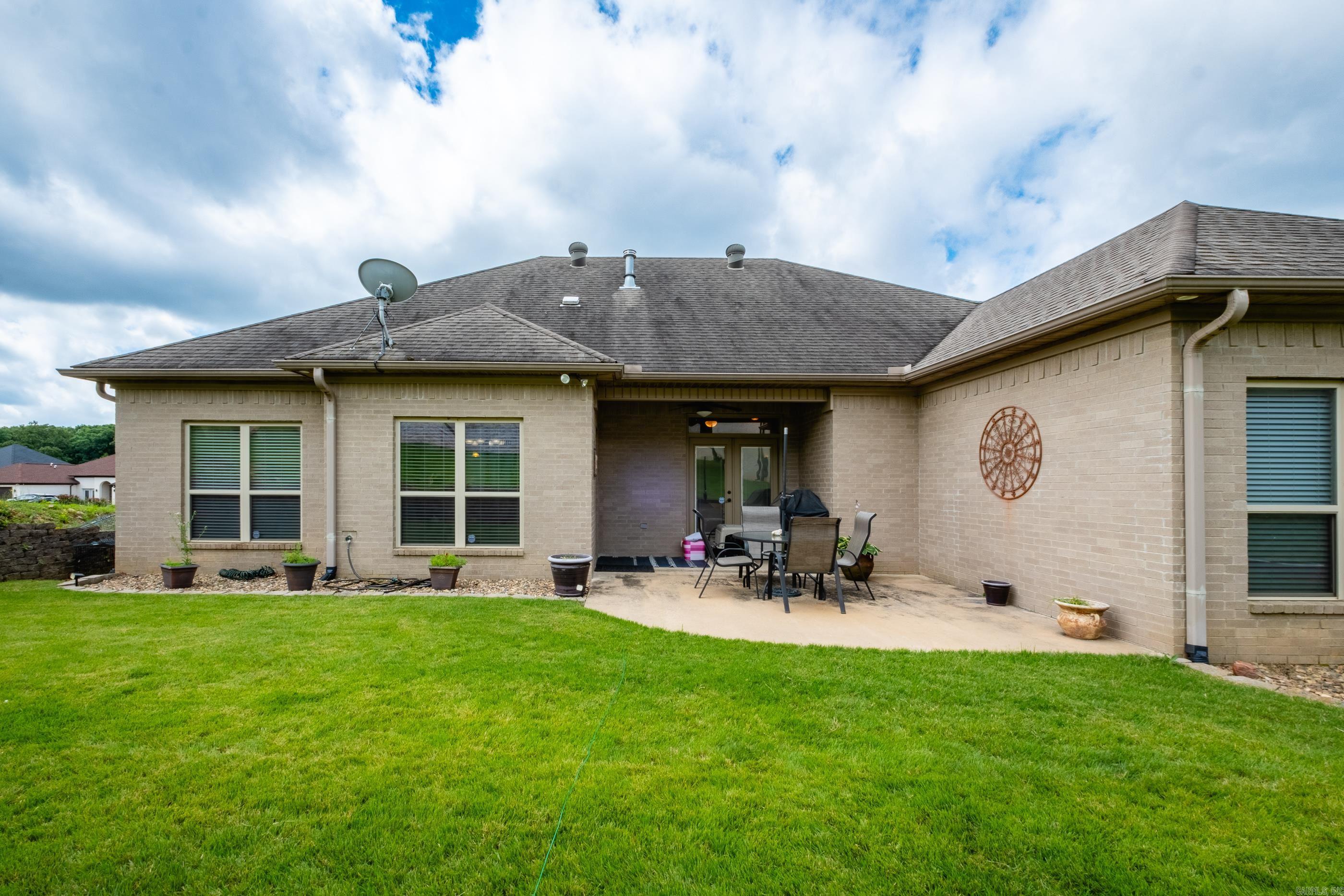 KANIS VILLAGE - Residential