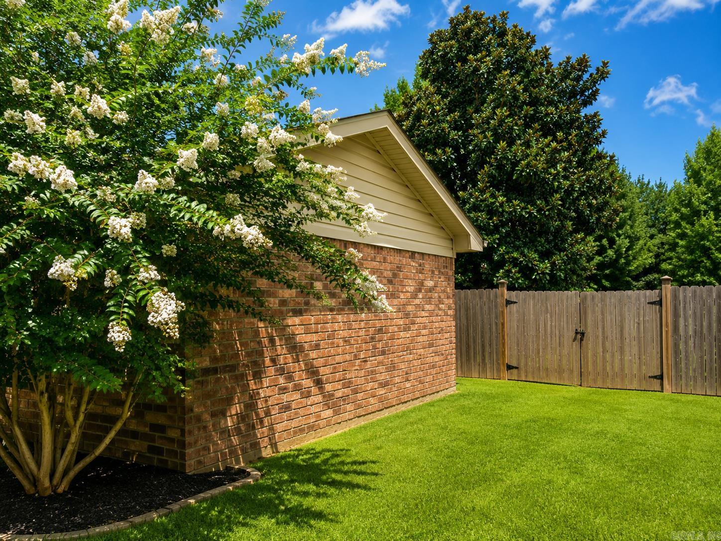 BELLAIRE - Residential