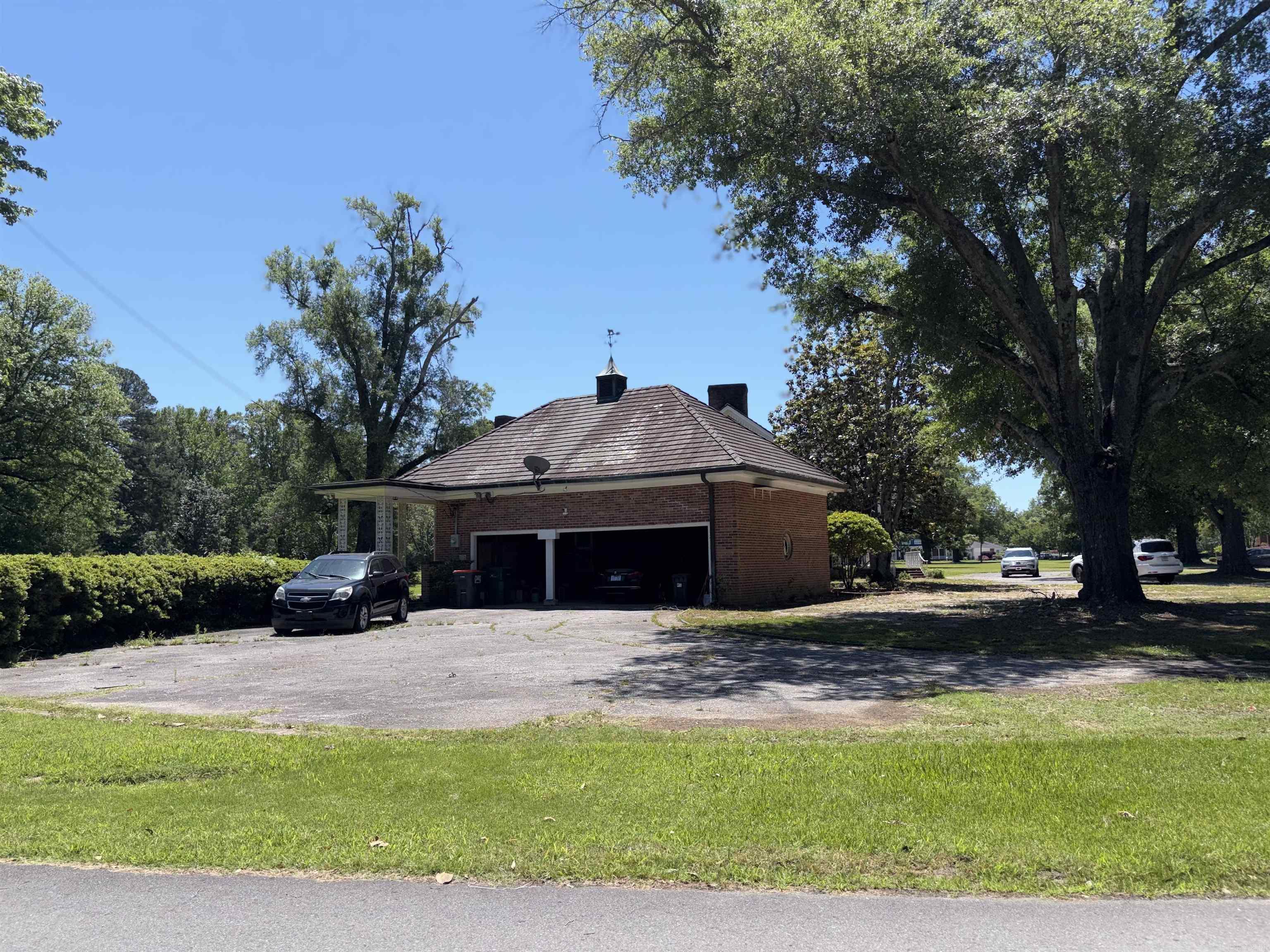 Elm Woods - Residential