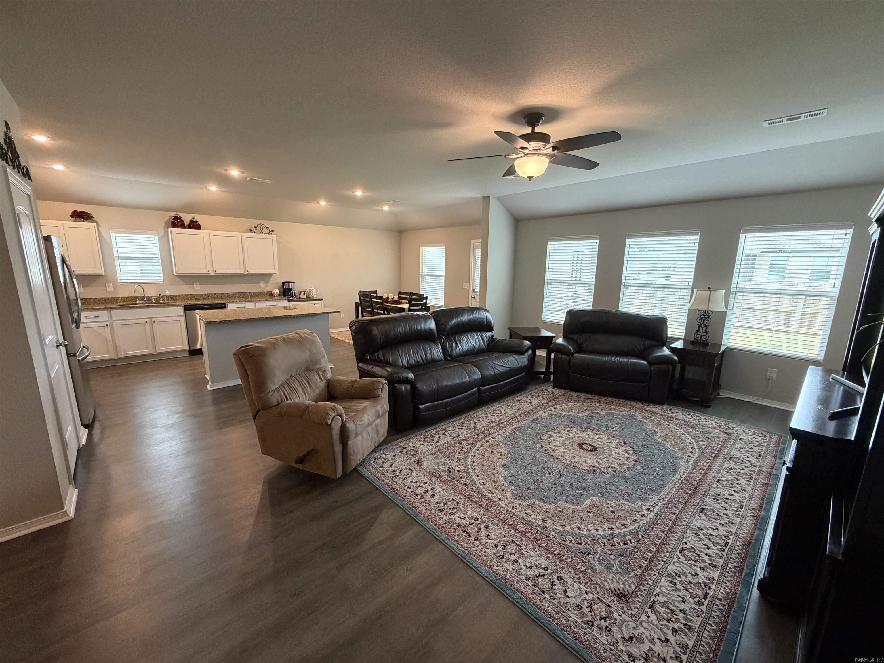 STAGECOACH MEADOWS - Residential Lease