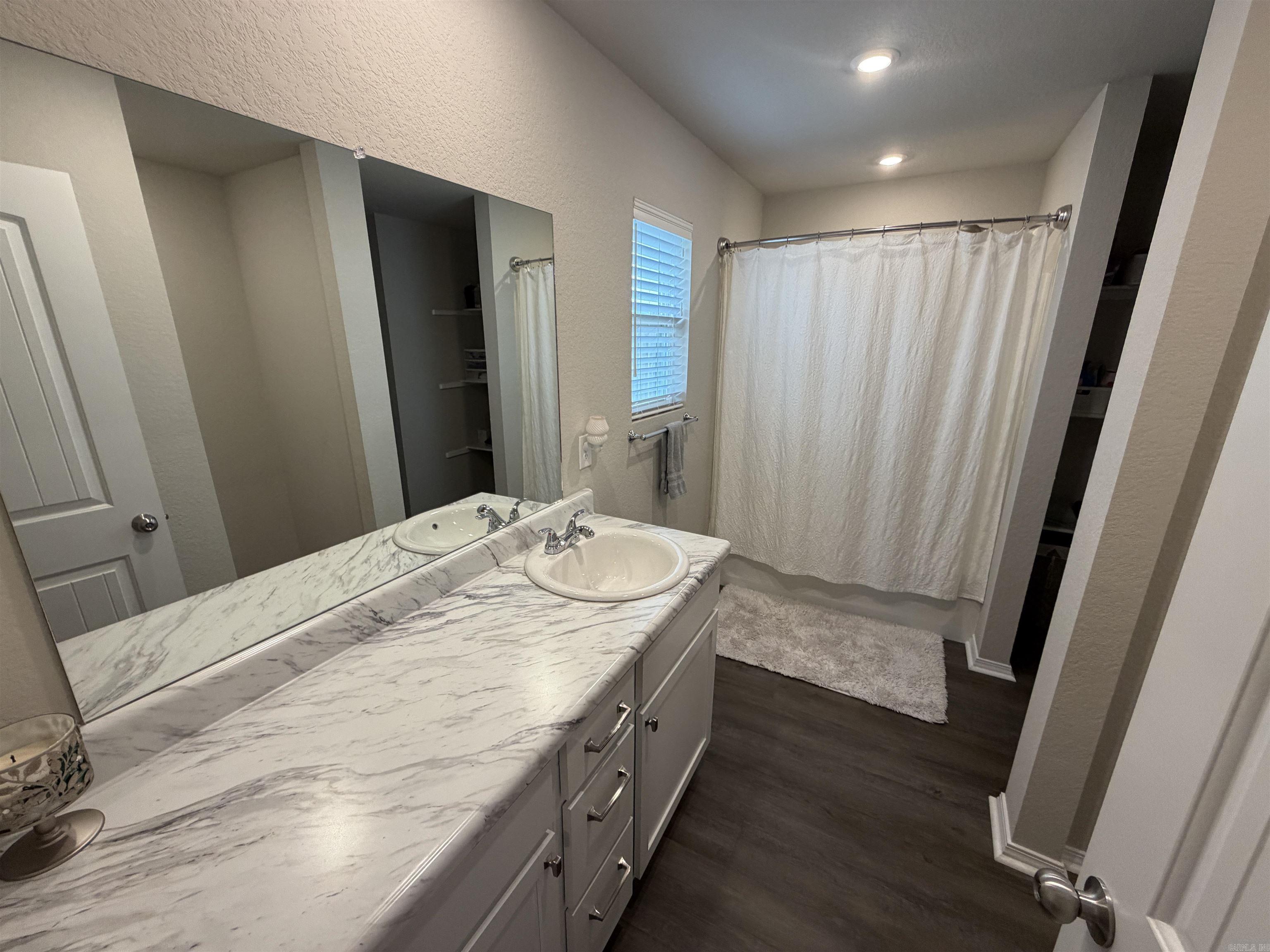 STAGECOACH MEADOWS - Residential Lease