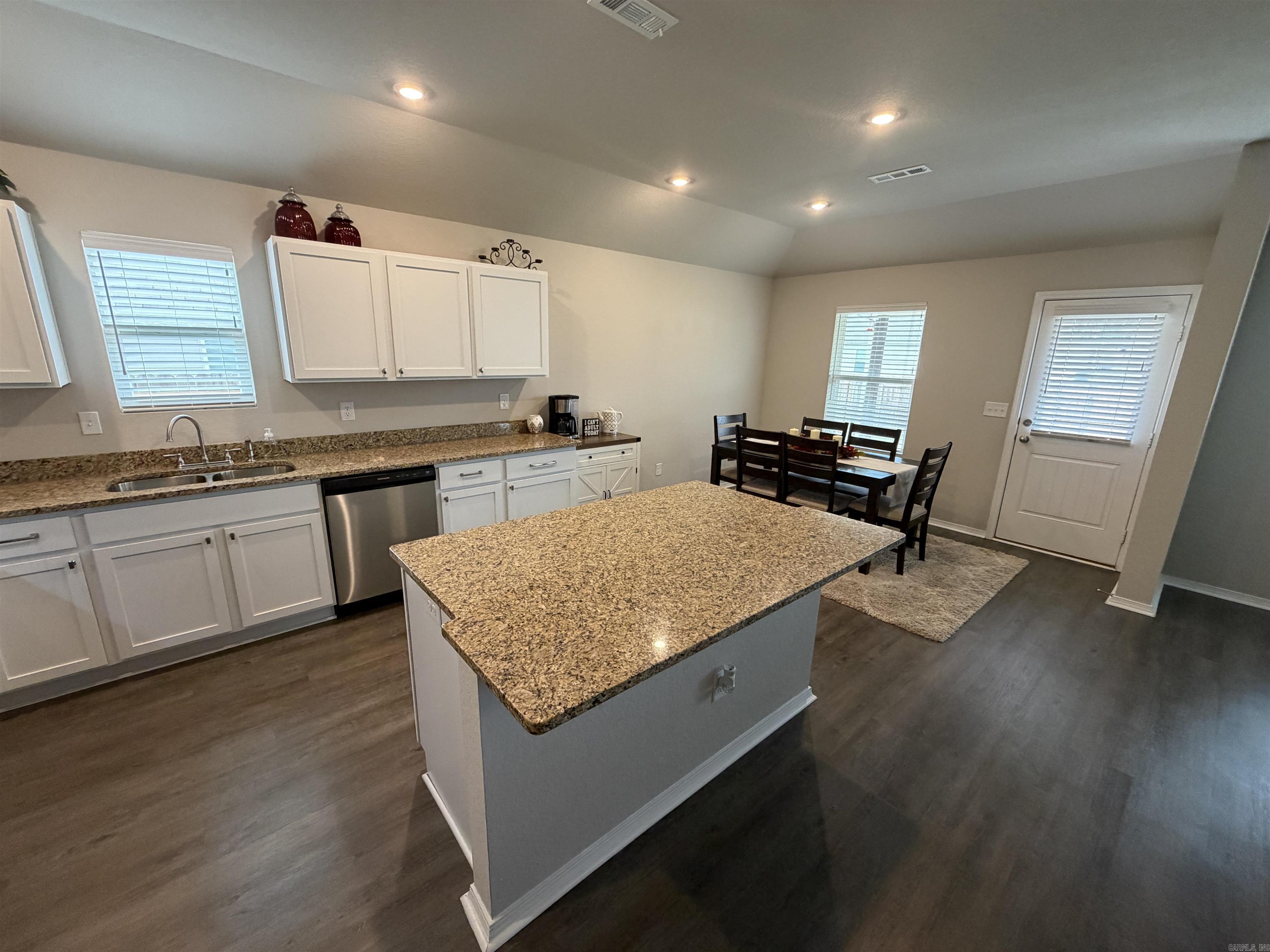 STAGECOACH MEADOWS - Residential Lease