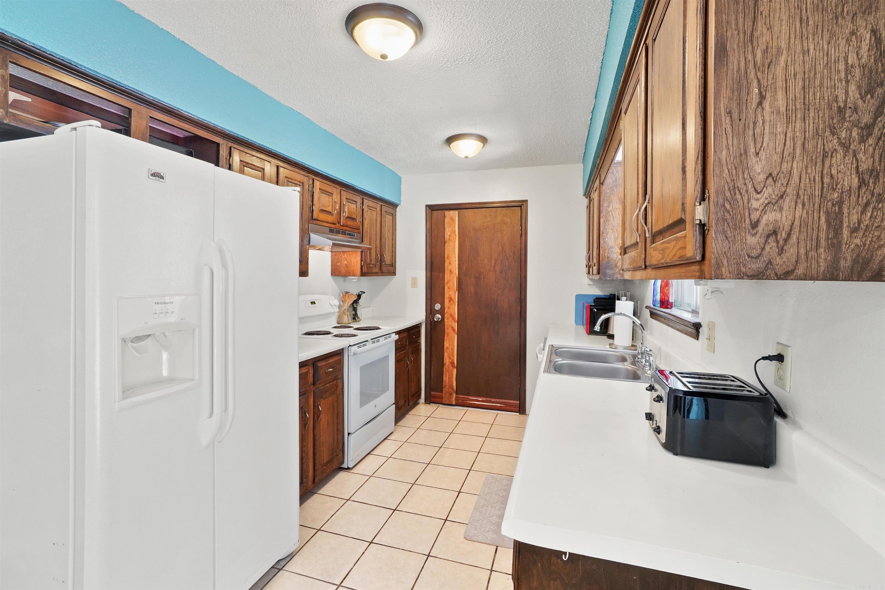 CHELSEA GLADE - Residential