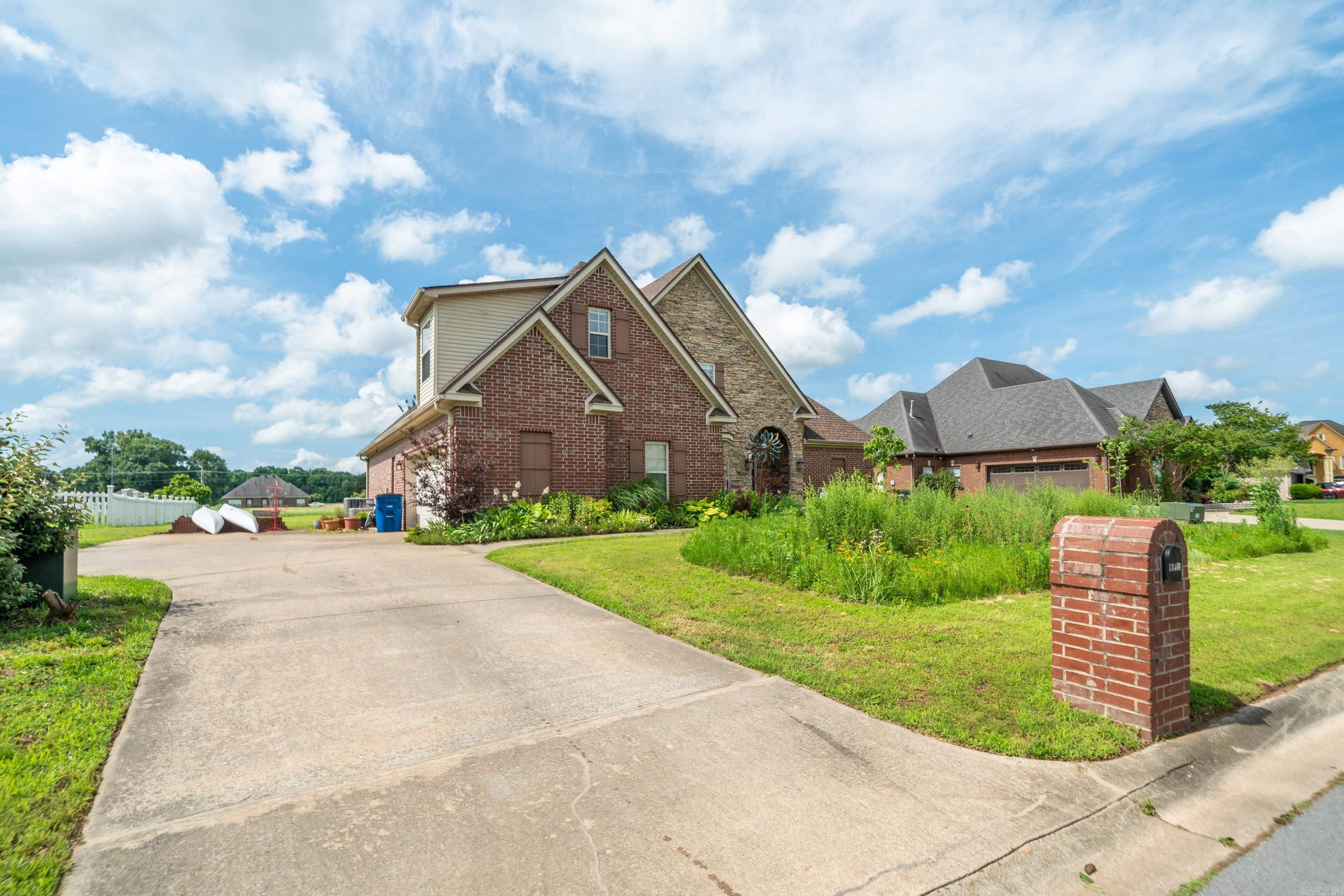 STONE LINKS ADDN - Residential