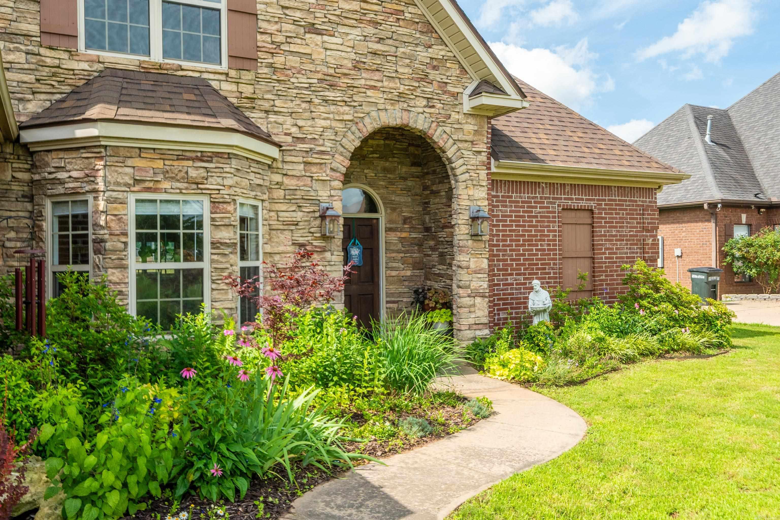 STONE LINKS ADDN - Residential