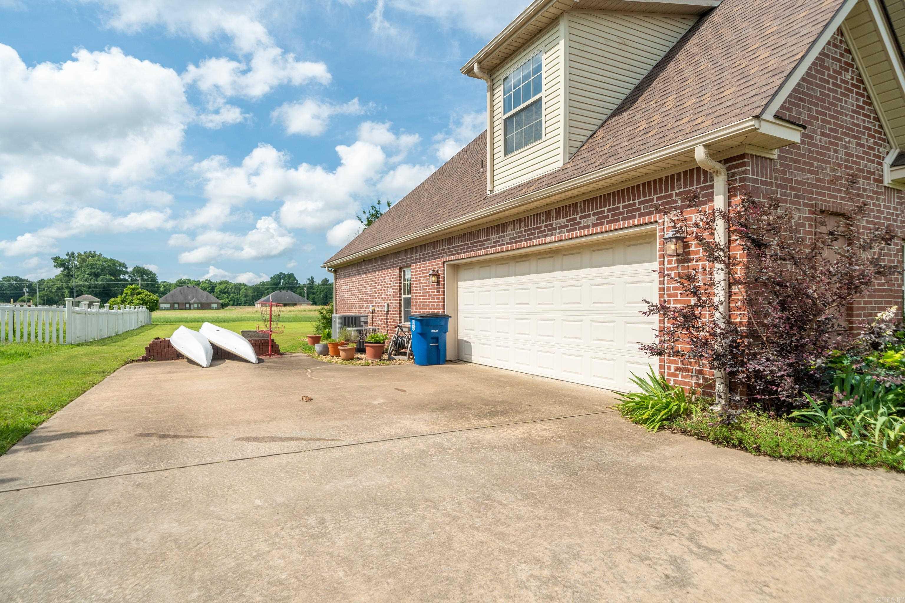 STONE LINKS ADDN - Residential