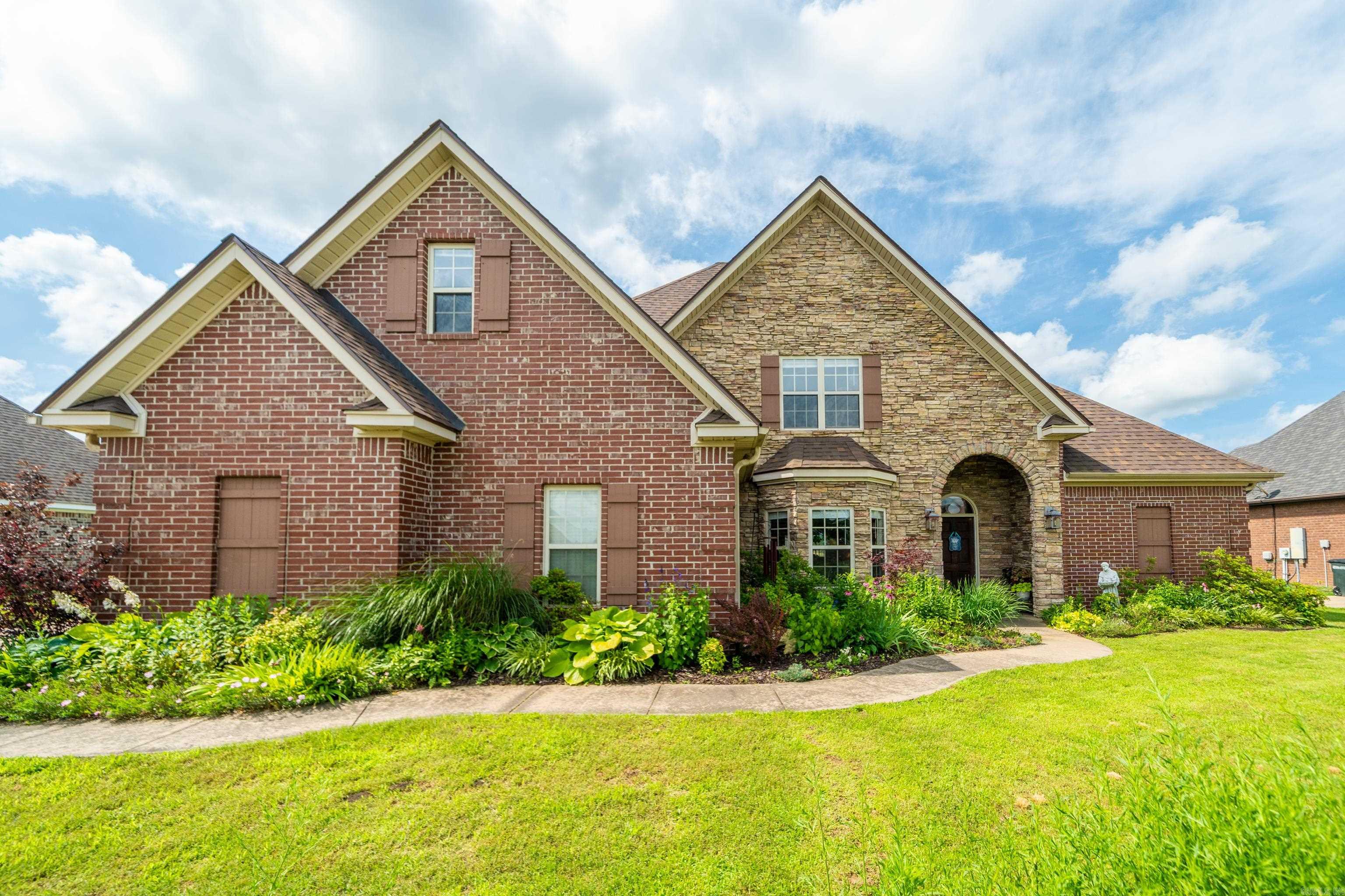 STONE LINKS ADDN - Residential
