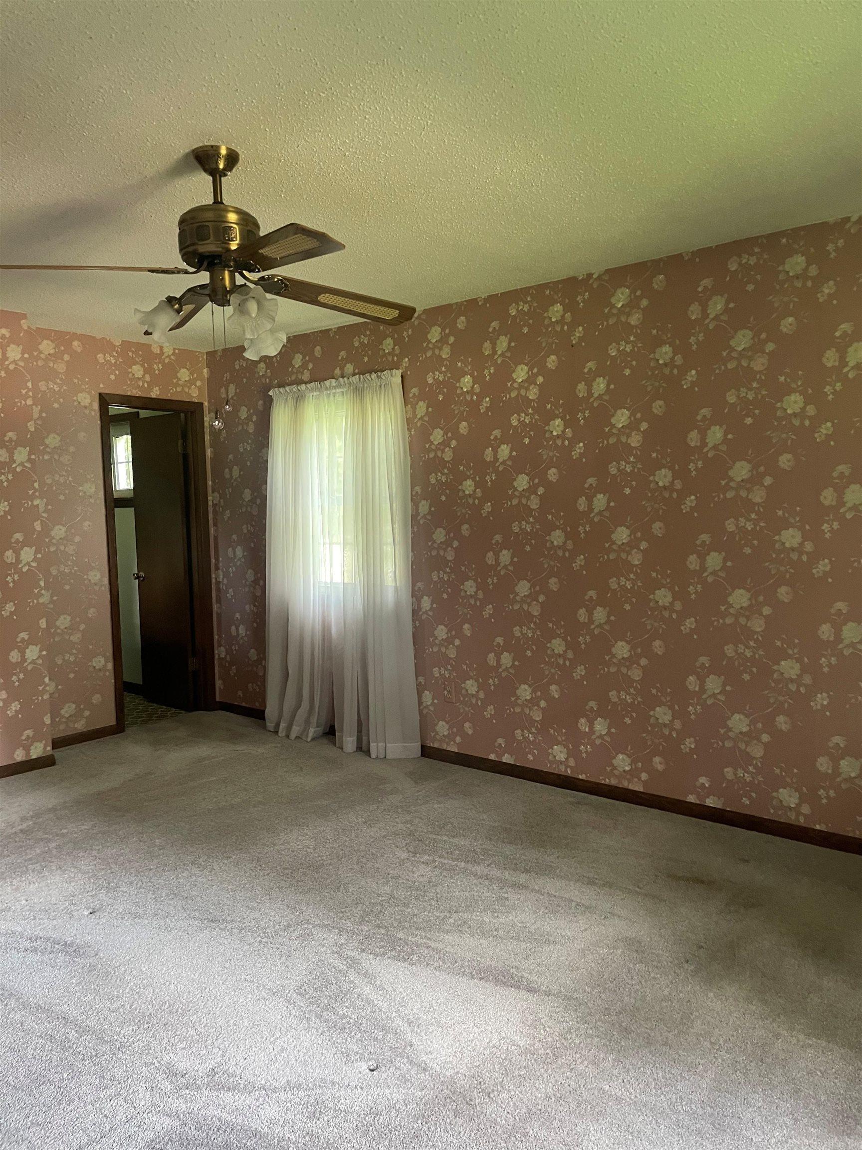 COUCHWOOD ACRES - Residential