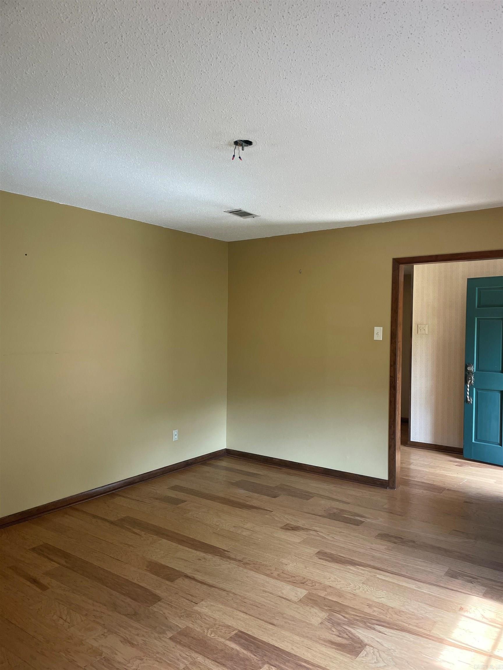 COUCHWOOD ACRES - Residential