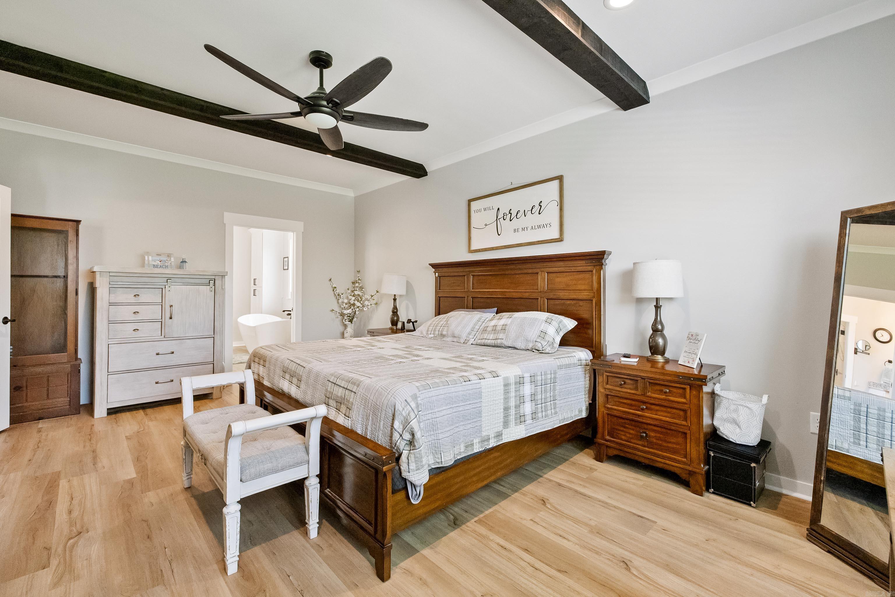 IVY PLACE - Residential