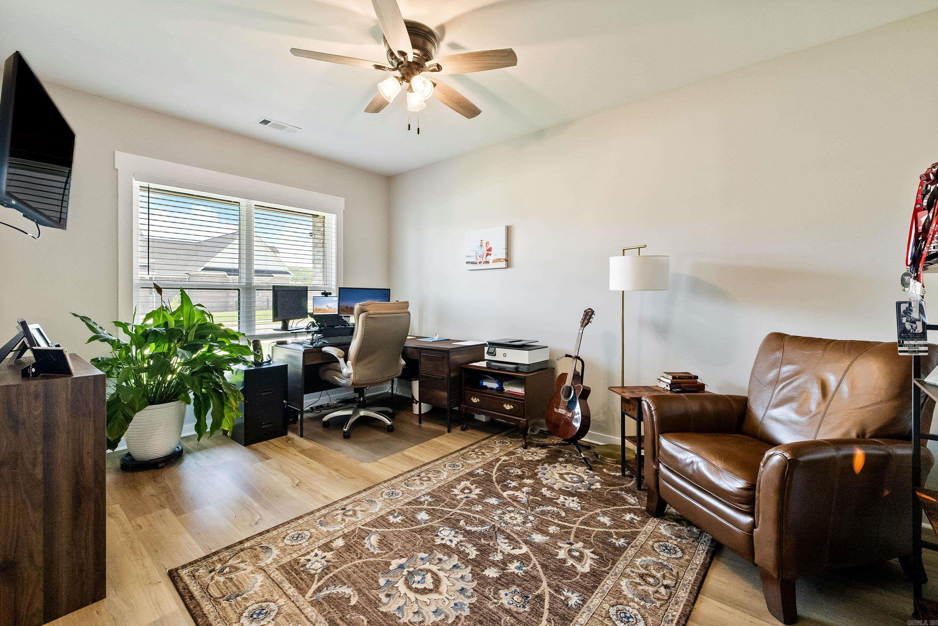 IVY PLACE - Residential