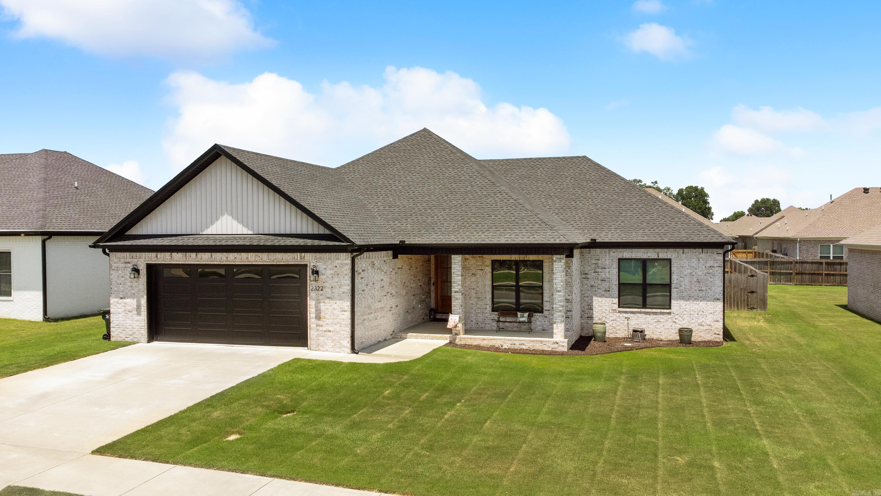 IVY PLACE - Residential