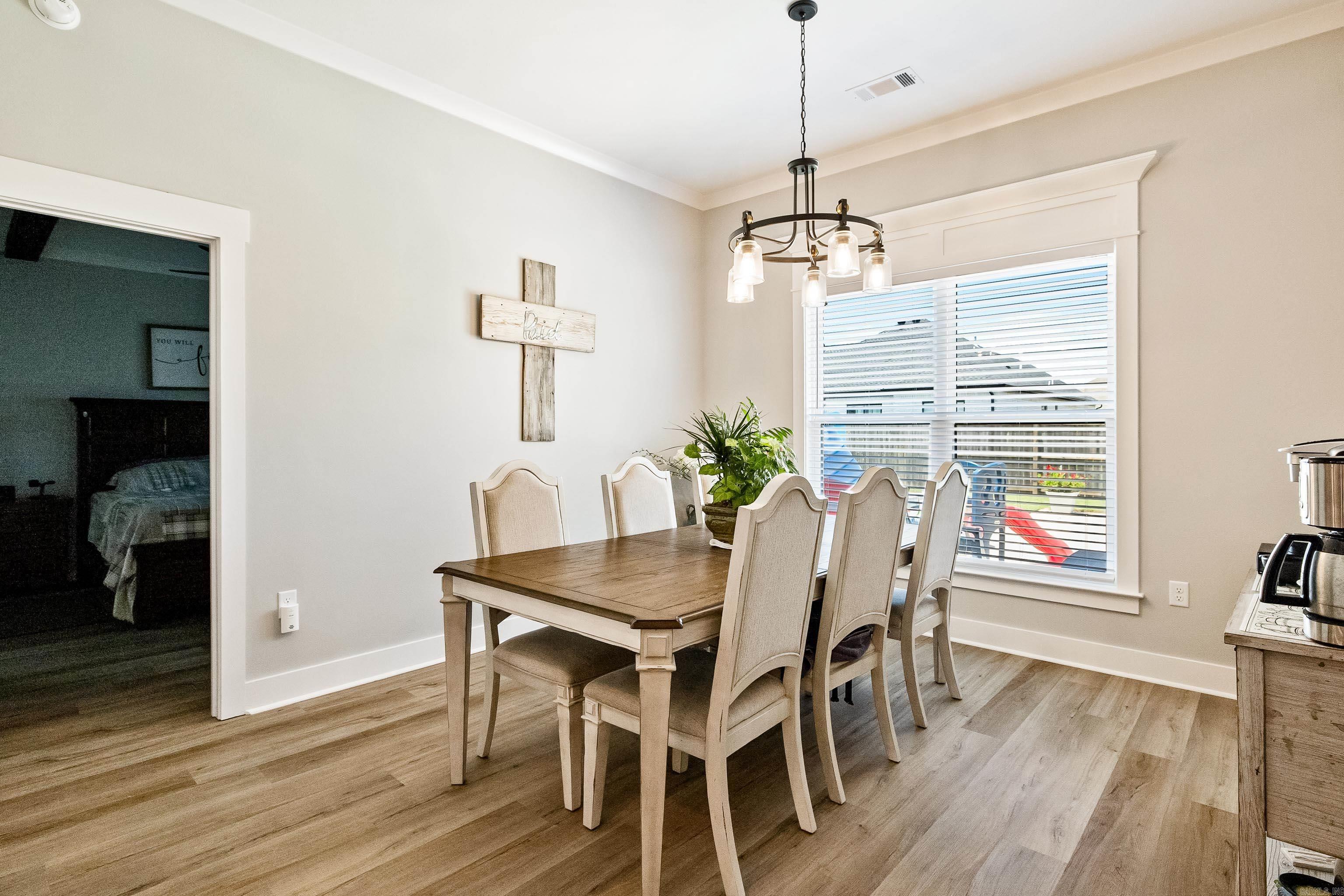 IVY PLACE - Residential