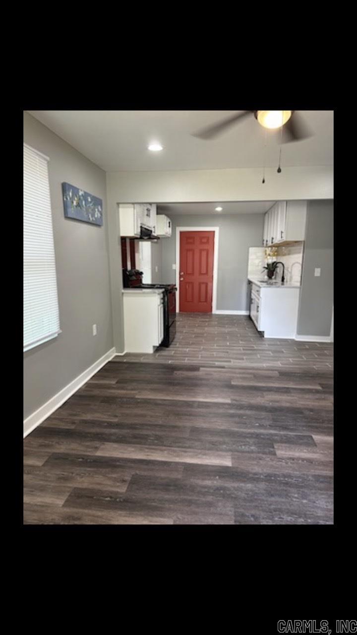 Lawn Dale - Residential