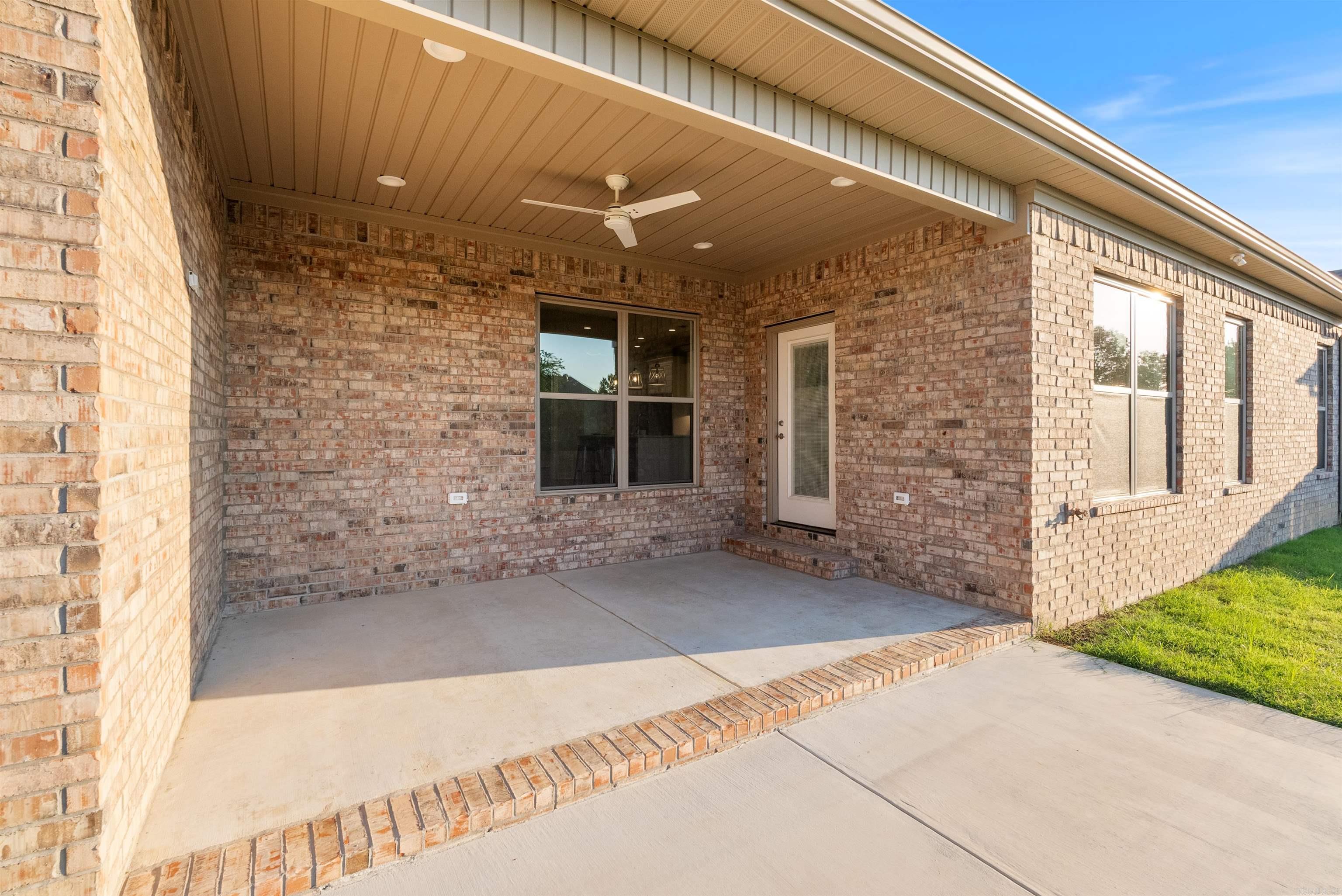IVY PLACE - Residential