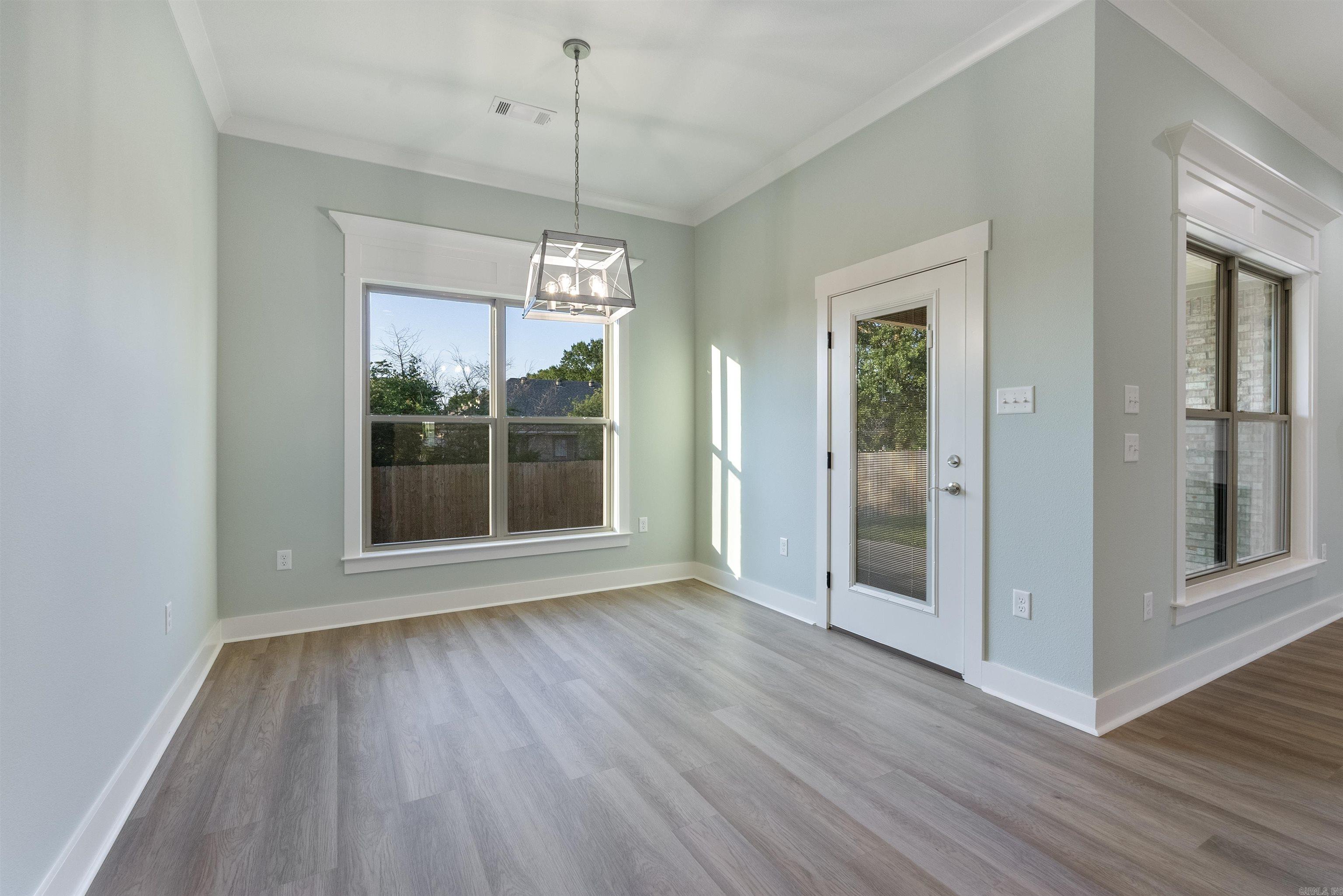 IVY PLACE - Residential