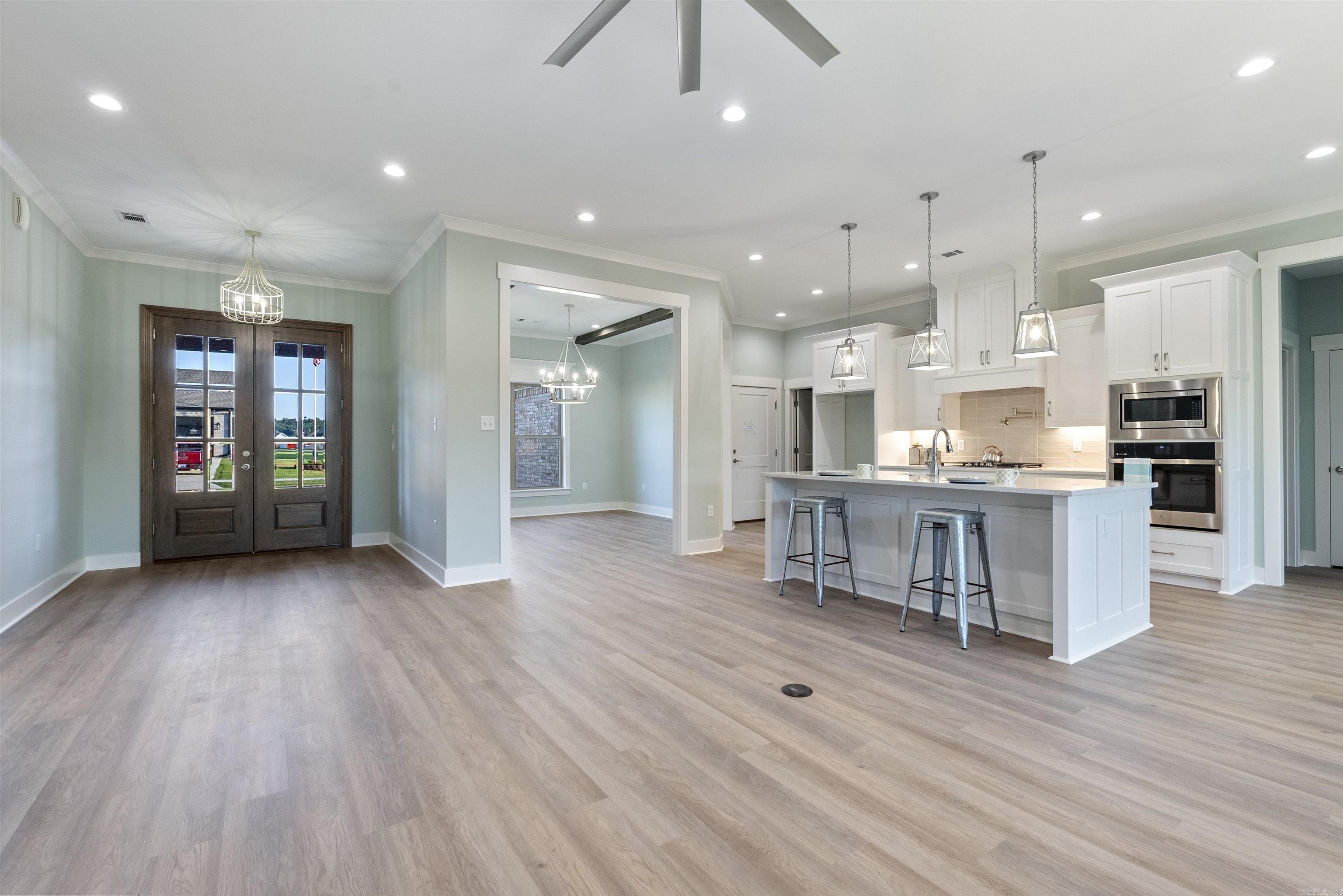 IVY PLACE - Residential
