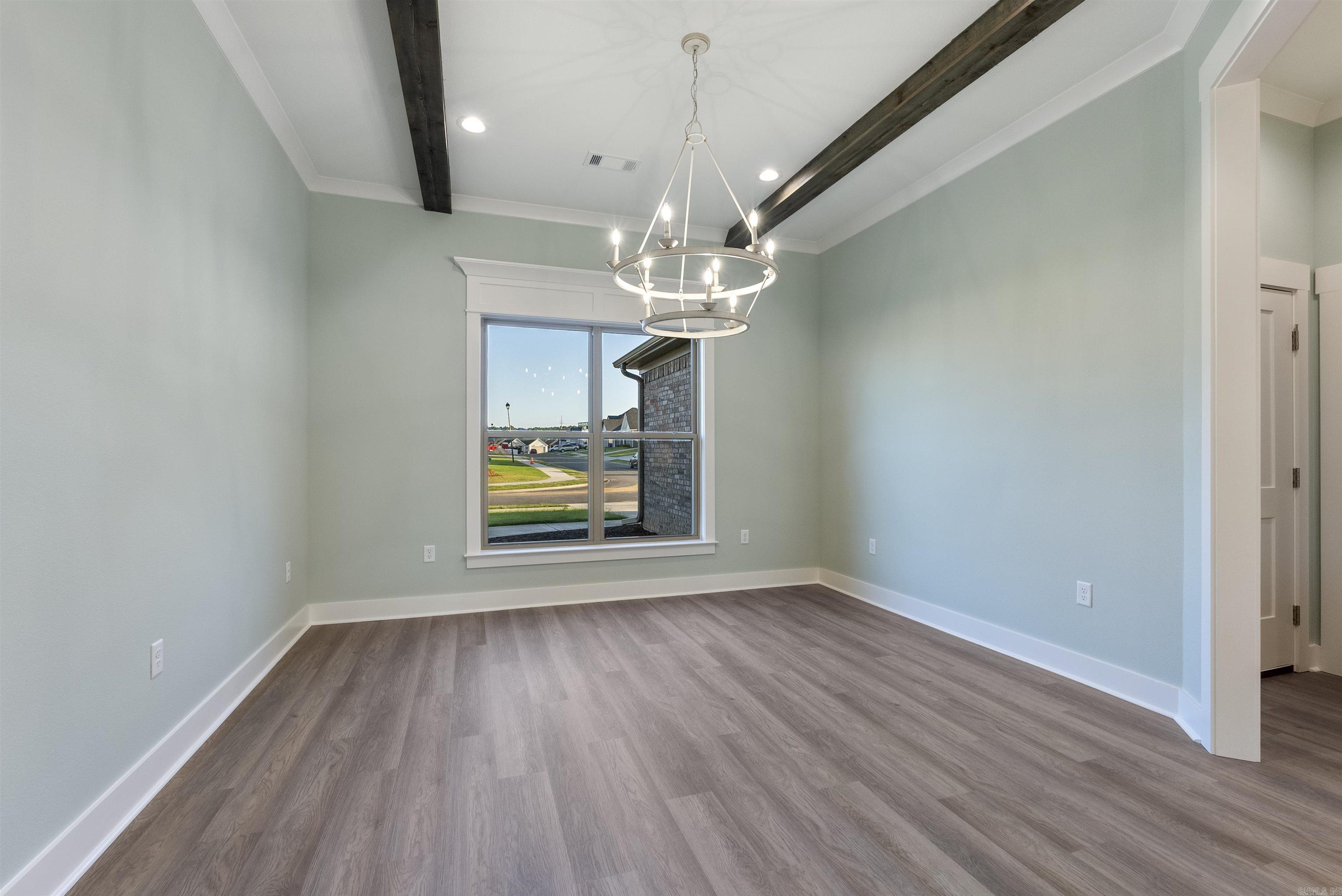 IVY PLACE - Residential